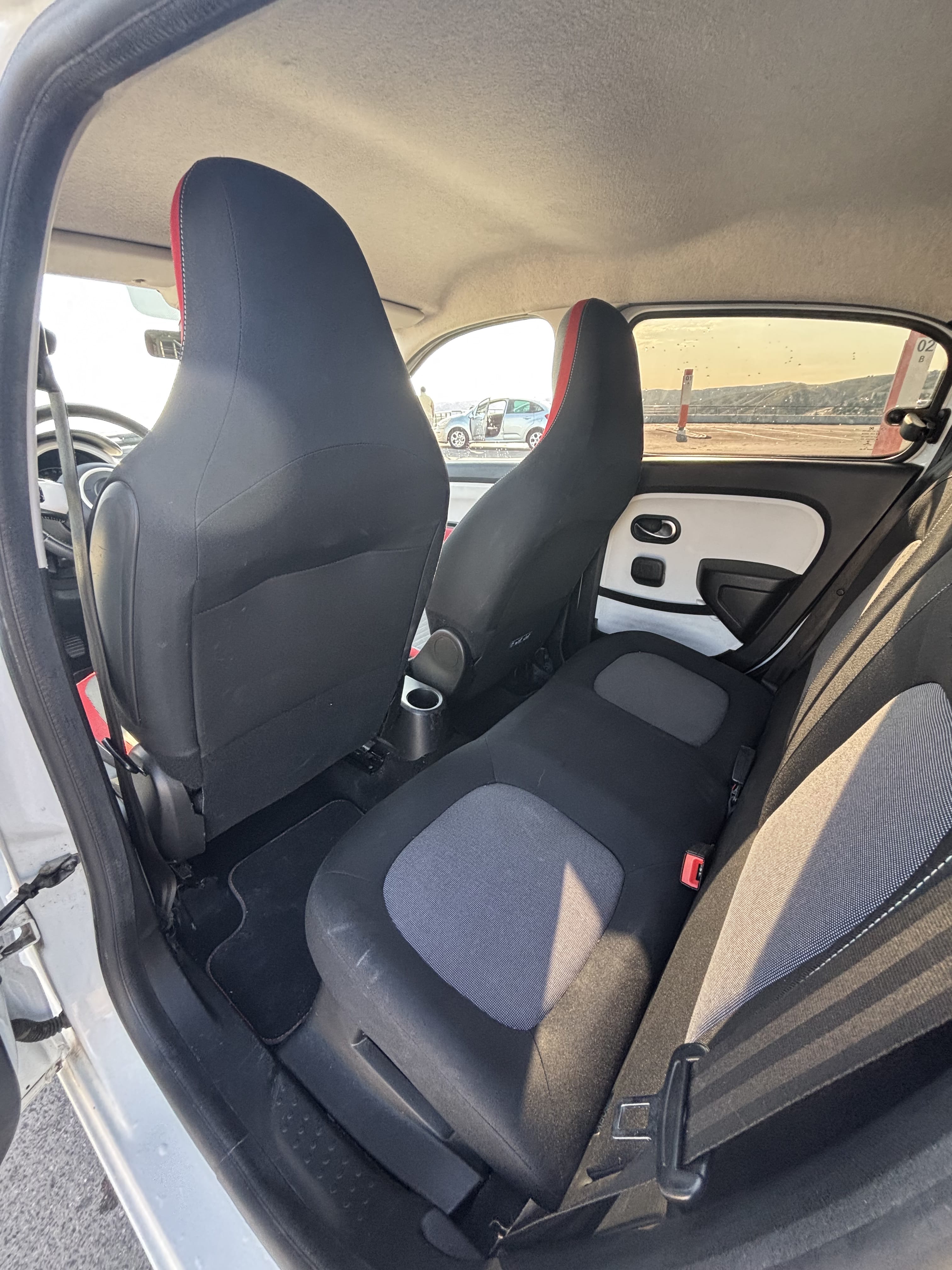 Renault Twingo with Car radio