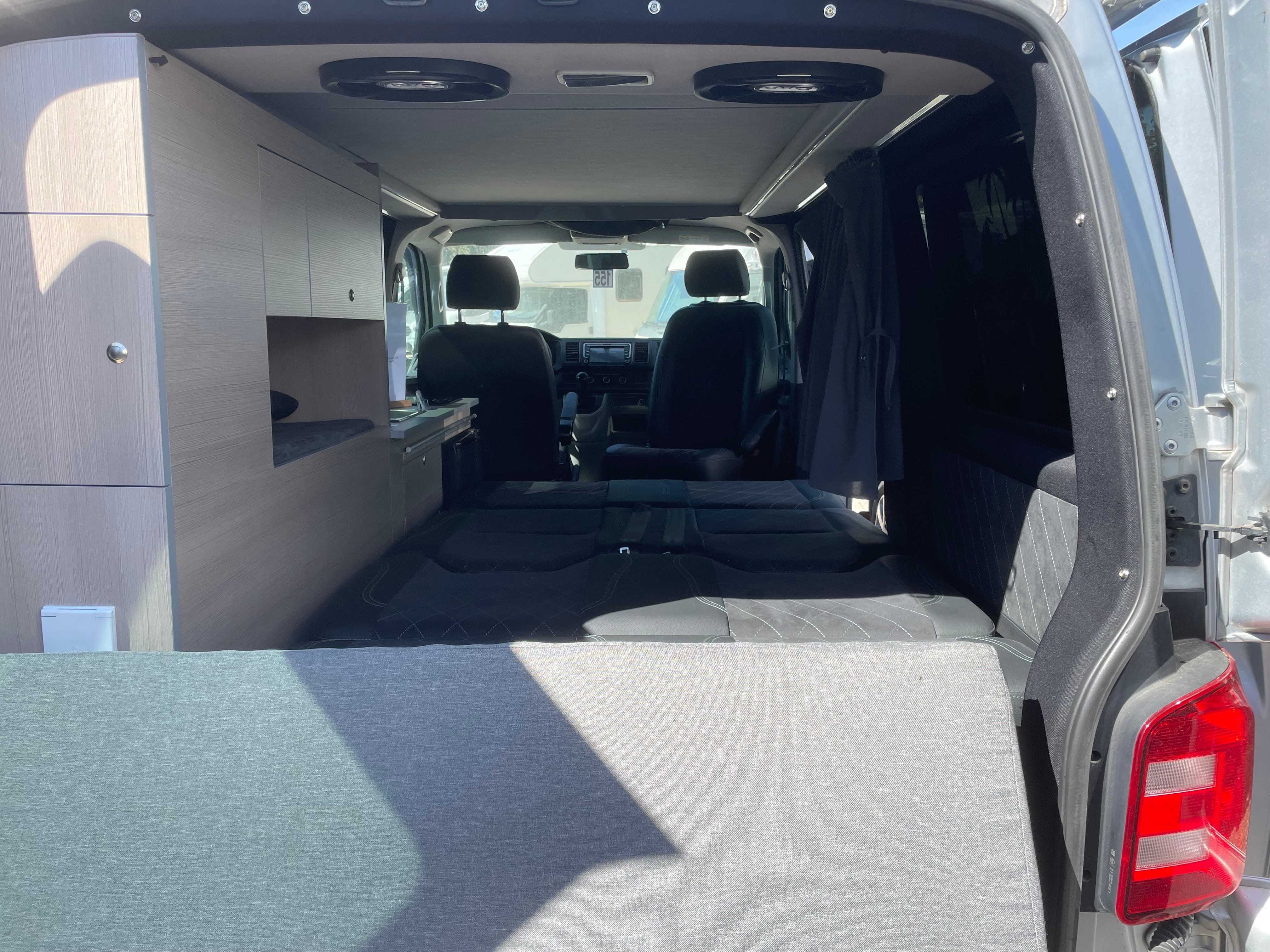 Volkswagen Transporter Camper avec Port USB