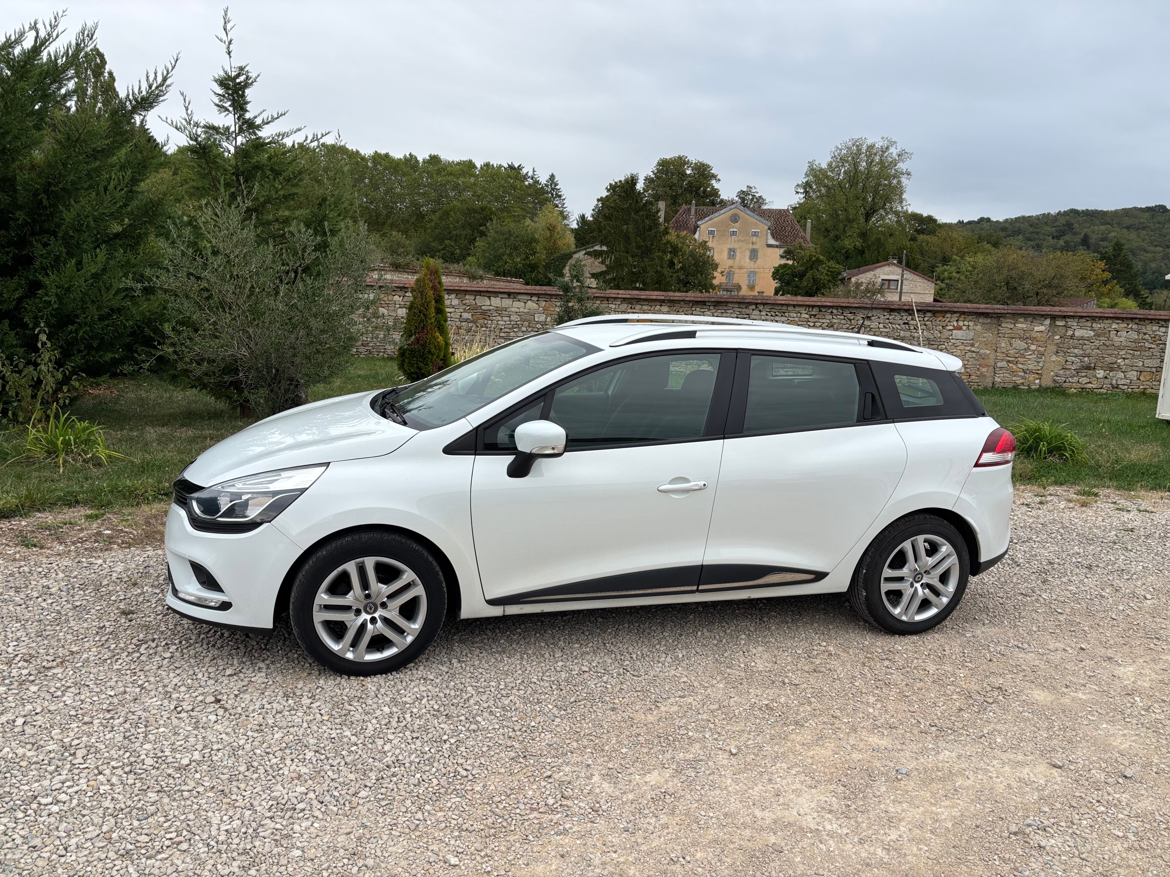 Renault Clio Estate, 2019, Essence 95