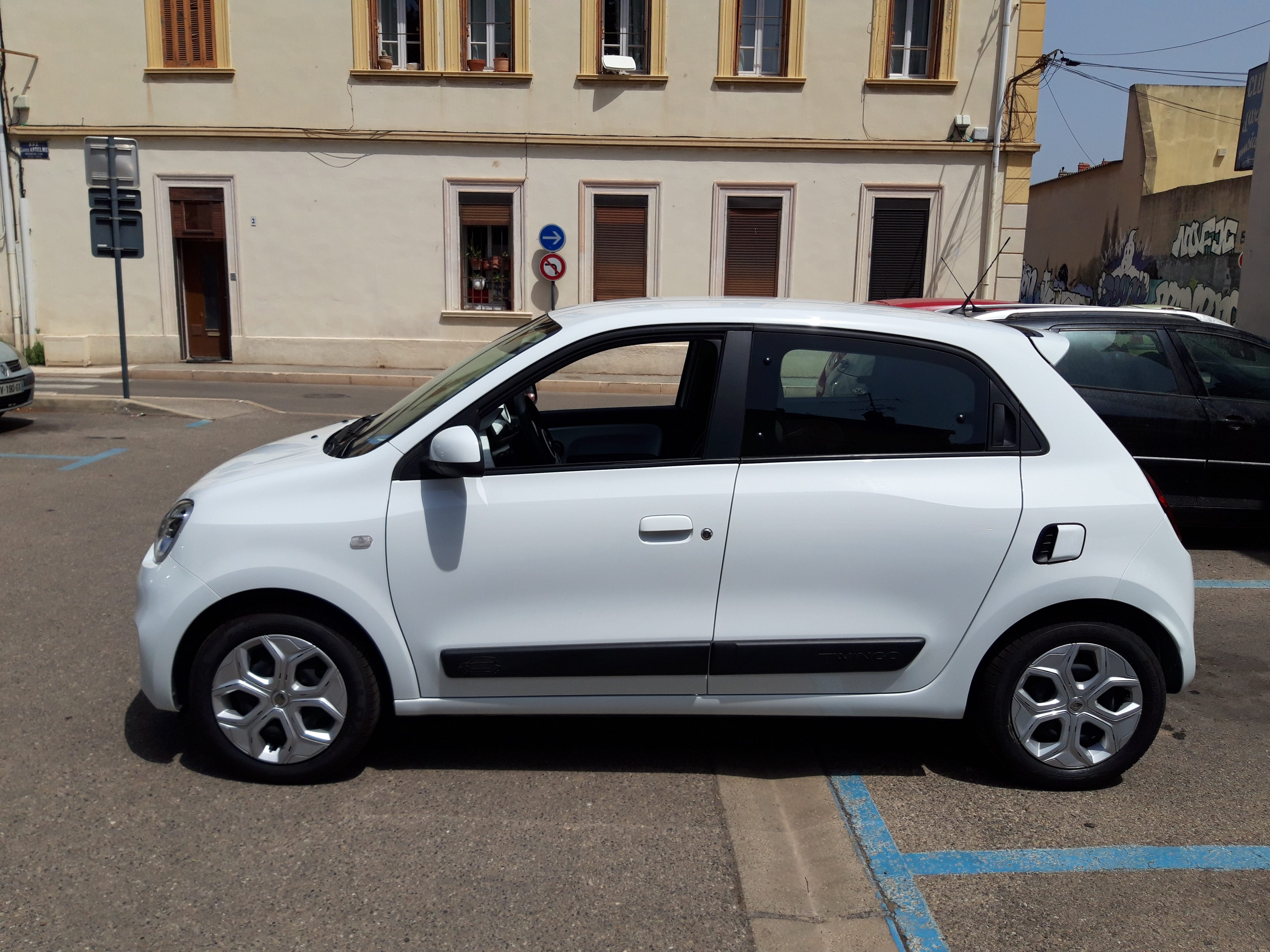 Renault Twingo III avec Régulateur de vitesse