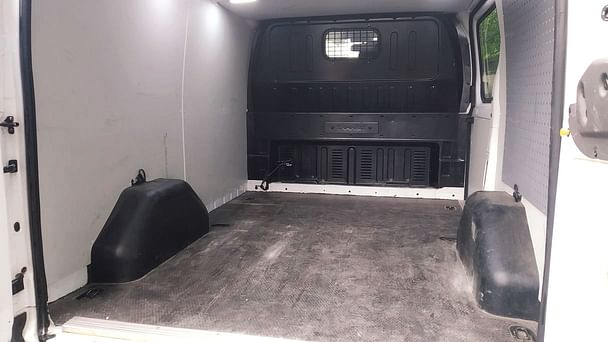 Ford Transit Varebil 2.2 med Tilhengerfeste