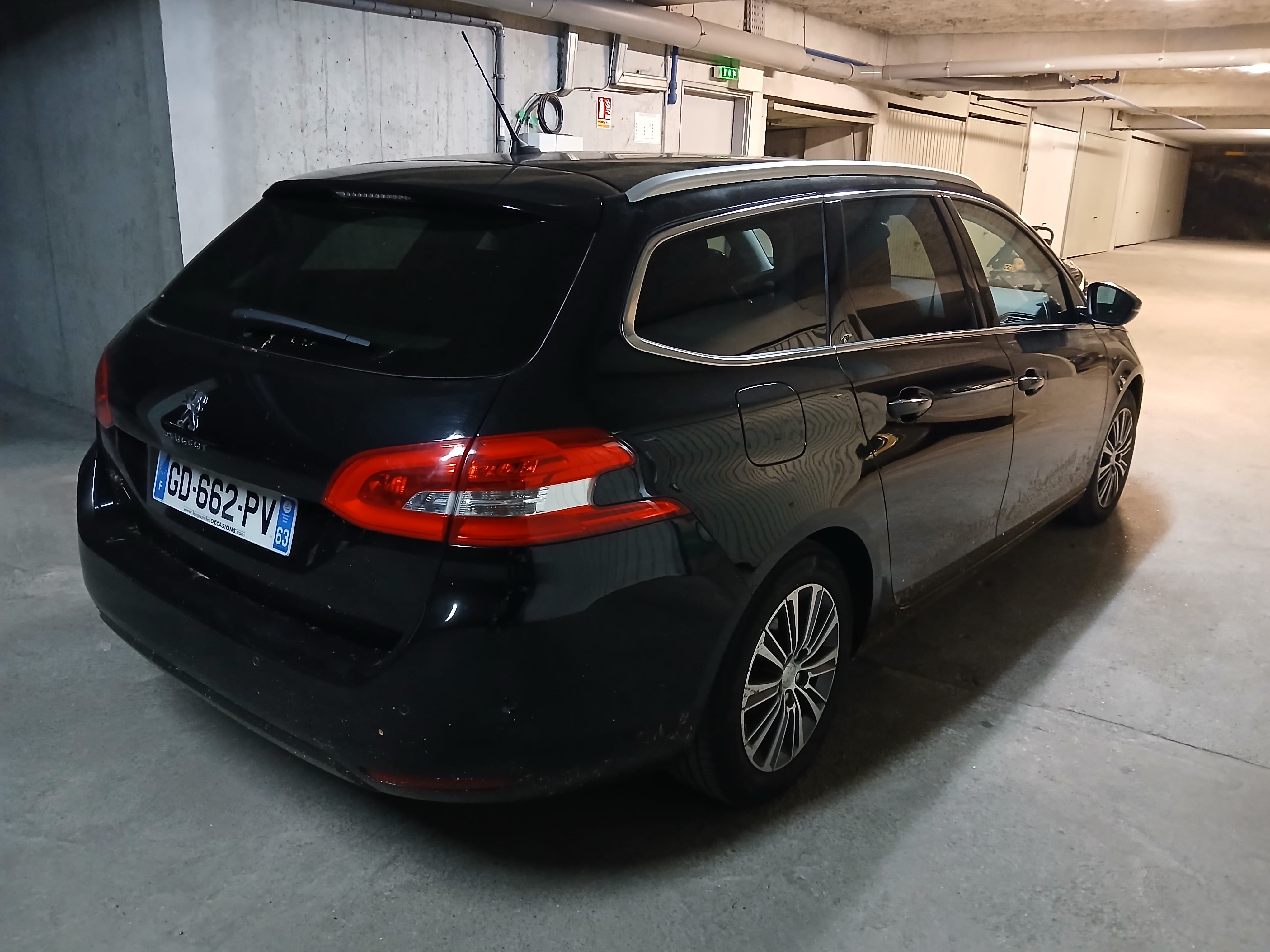 Peugeot 308 SW avec GPS