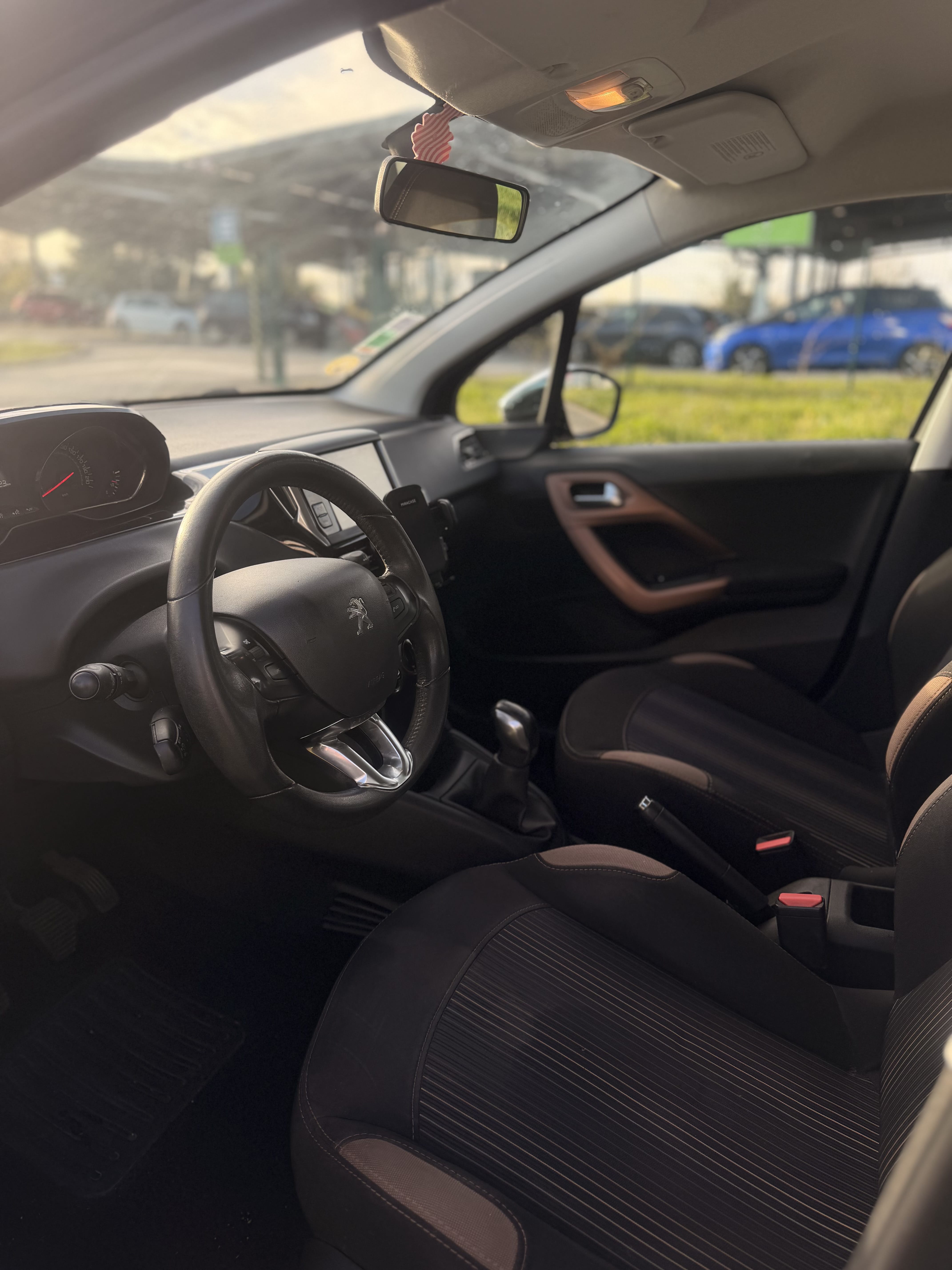 Peugeot 208 avec Caméra de recul