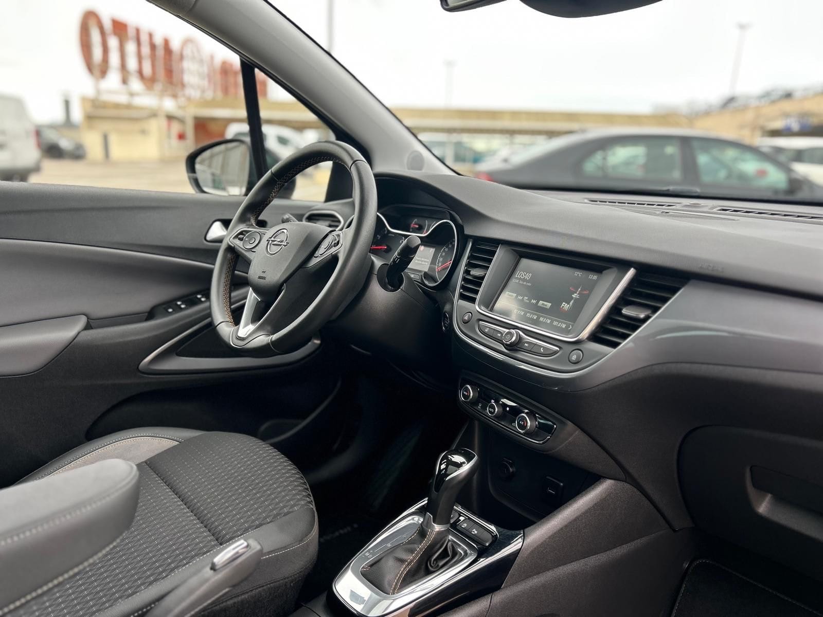 Opel Crossland med GPS