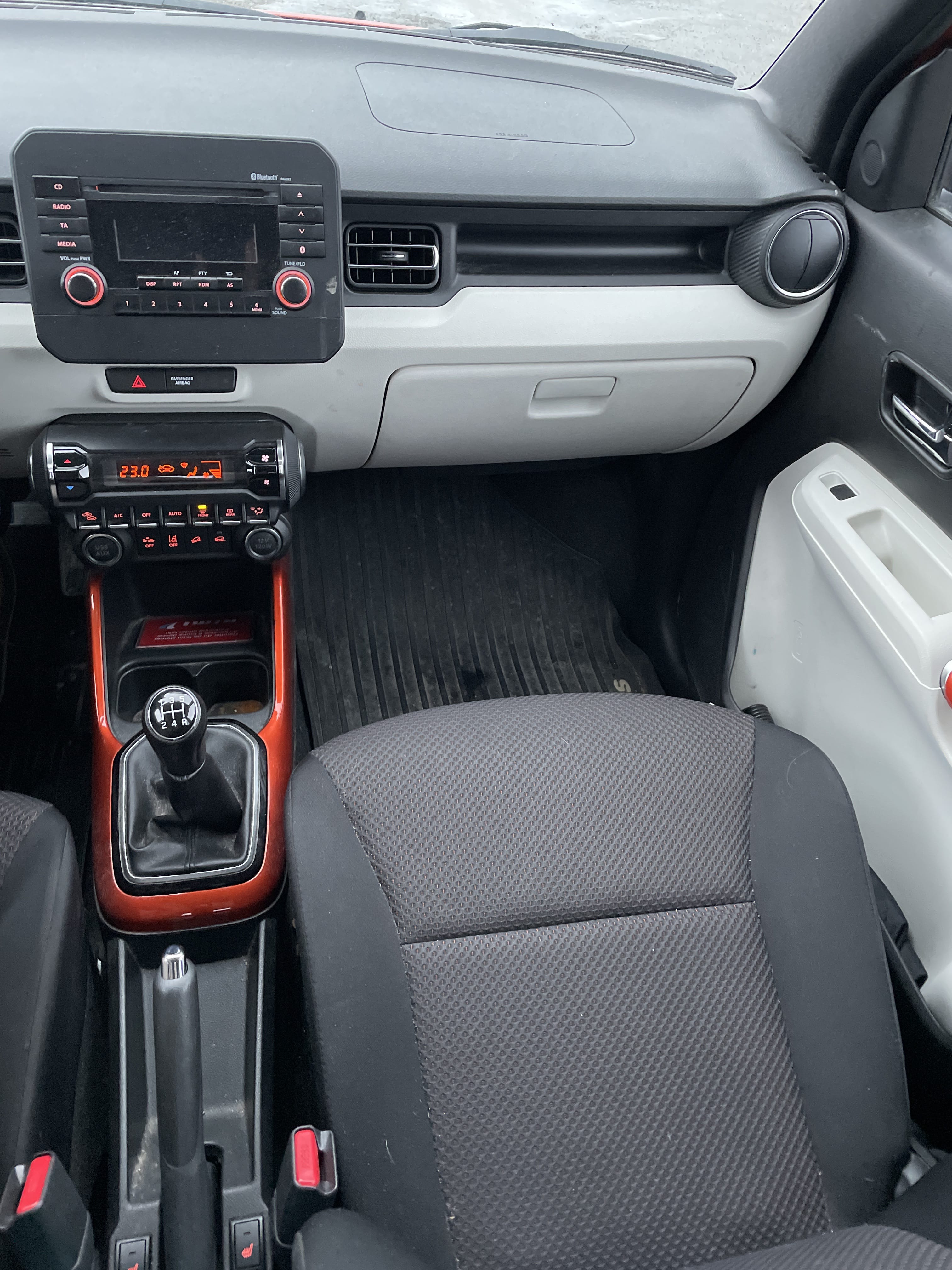 Suzuki Ignis