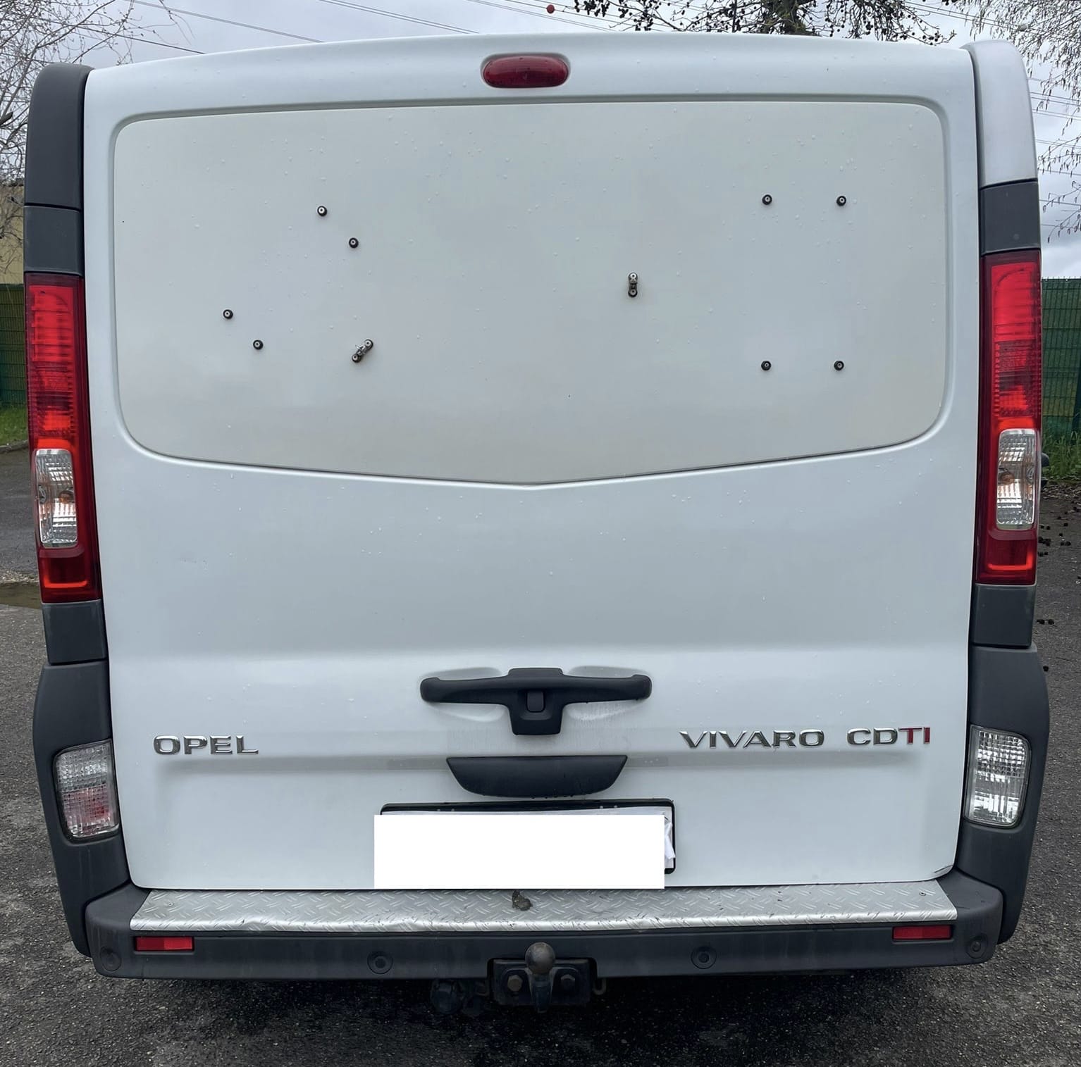 Opel Vivaro avec Entrée audio / iPod