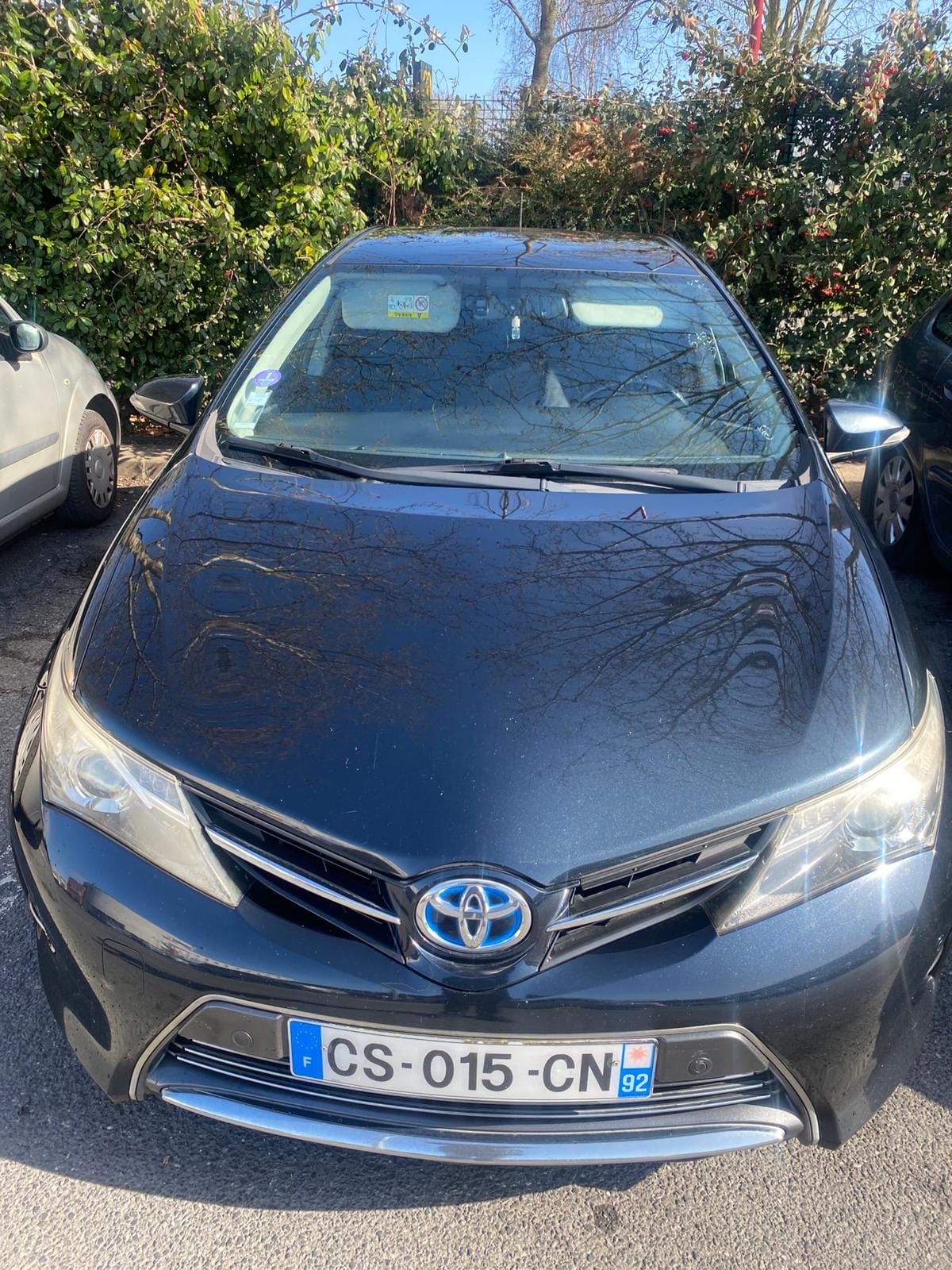 Toyota Auris, 2013, Essence 95 / Électrique (hybride), automatique