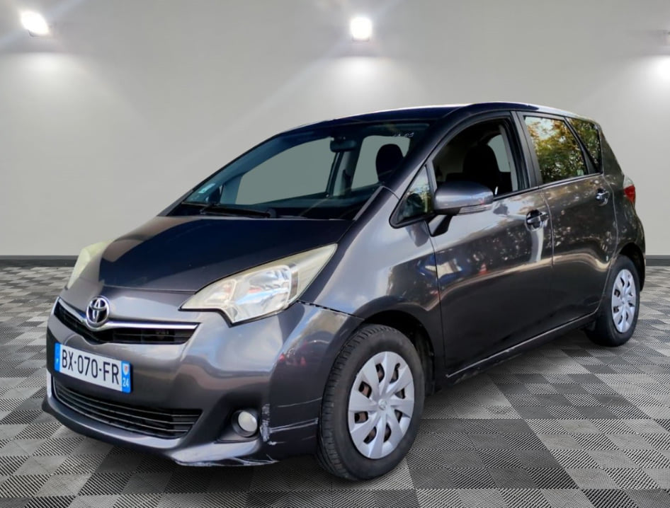Toyota Verso-S, 2011, Essence 98