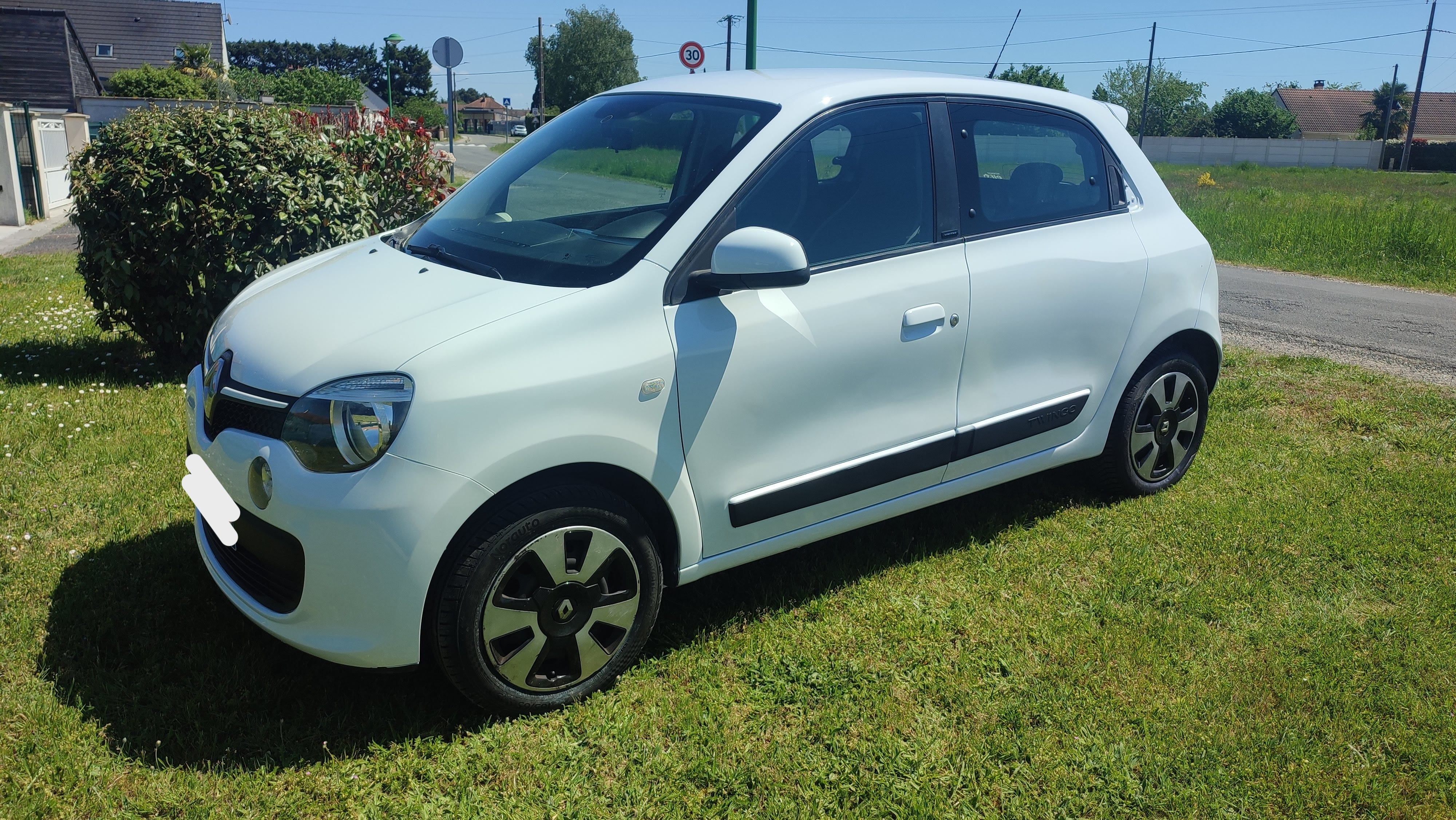 Renault Twingo III, 2016, Essence 98