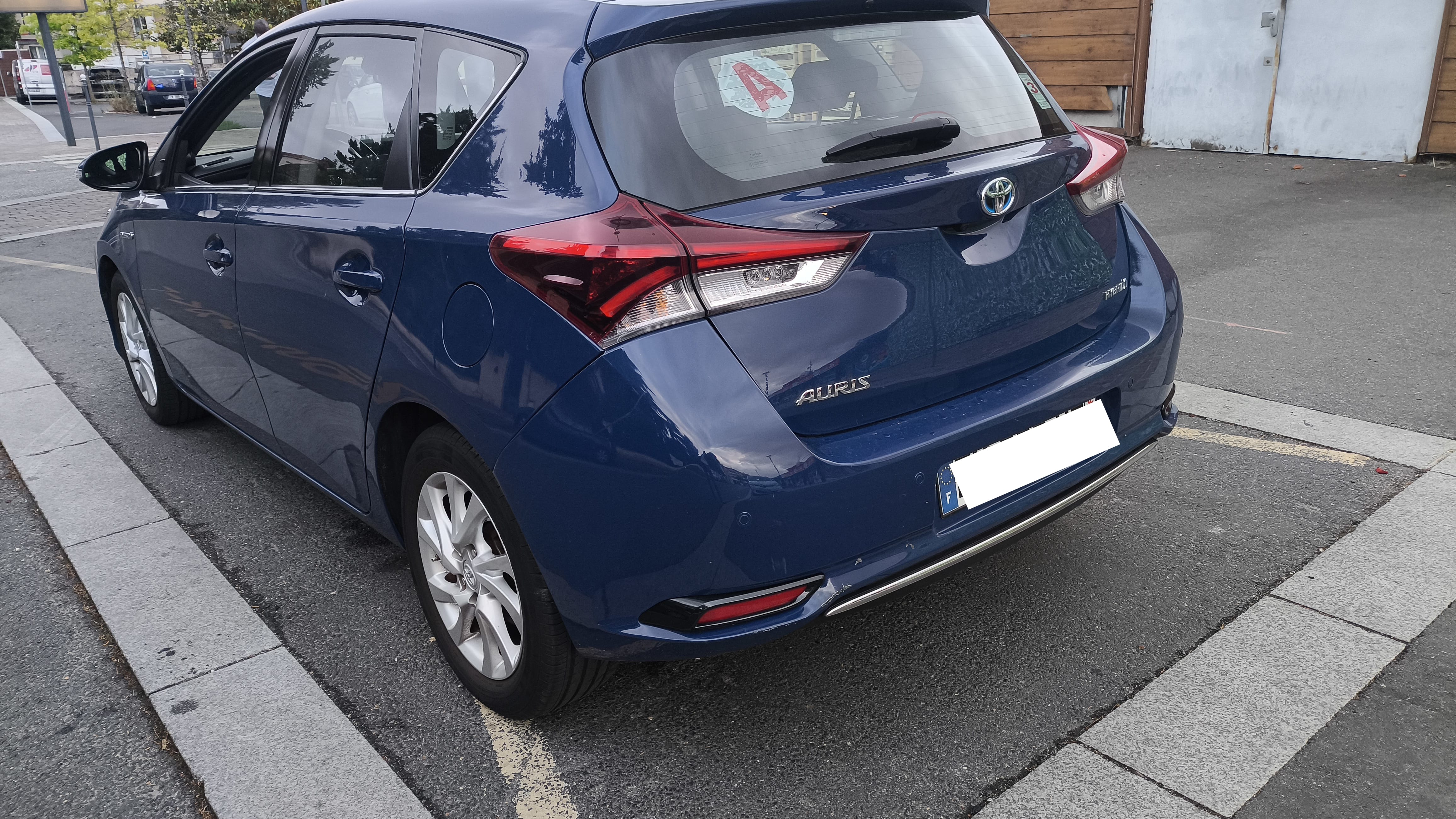 Toyota Auris Break avec GPS