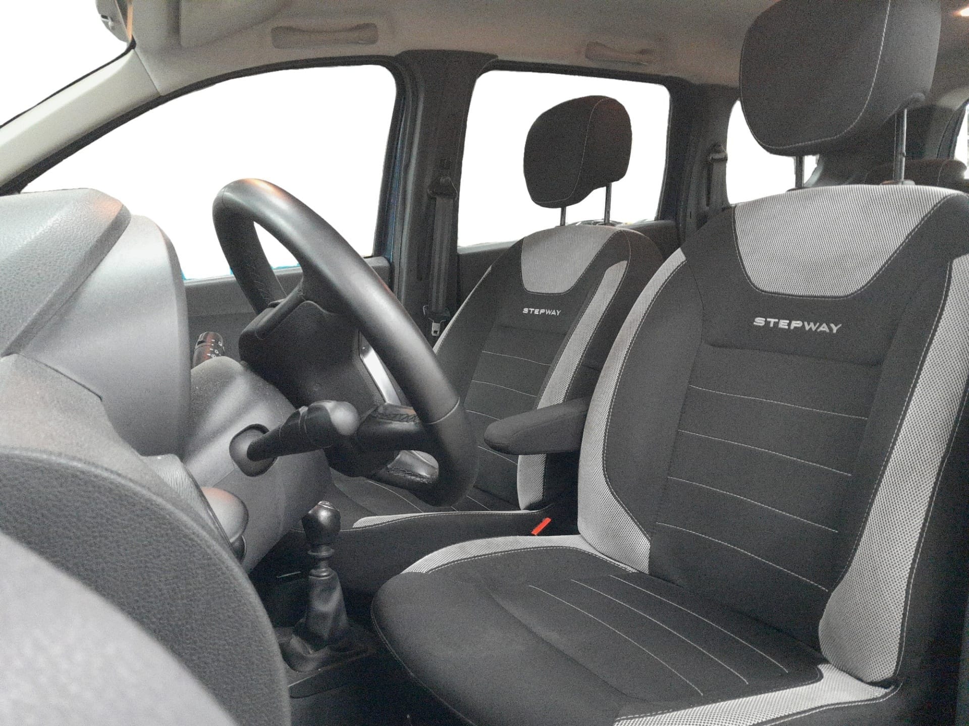 Dacia Lodgy avec Apple CarPlay