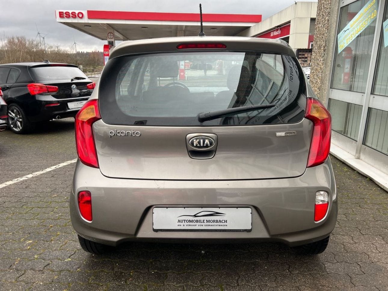 Kia Picanto avec Siège bébé