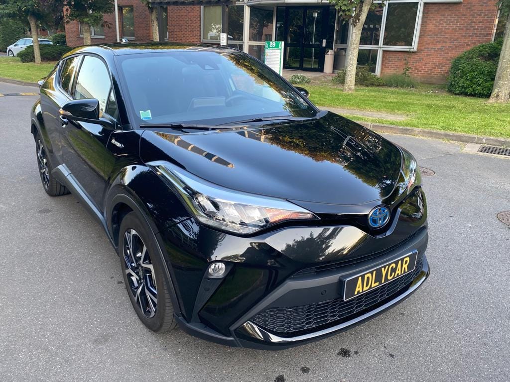 Toyota C-HR, 2021, Essence 95 / Électrique (hybride), automatique