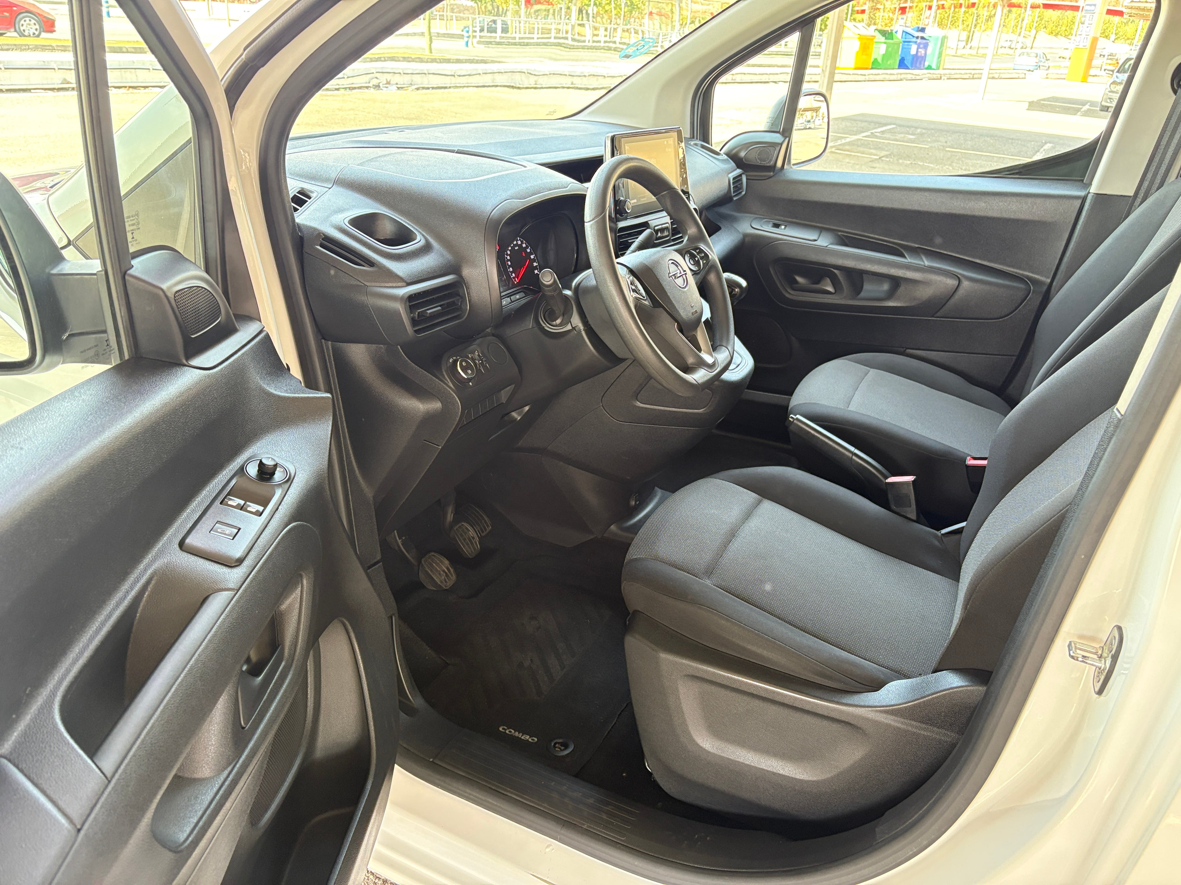 Opel Combo con Apple CarPlay