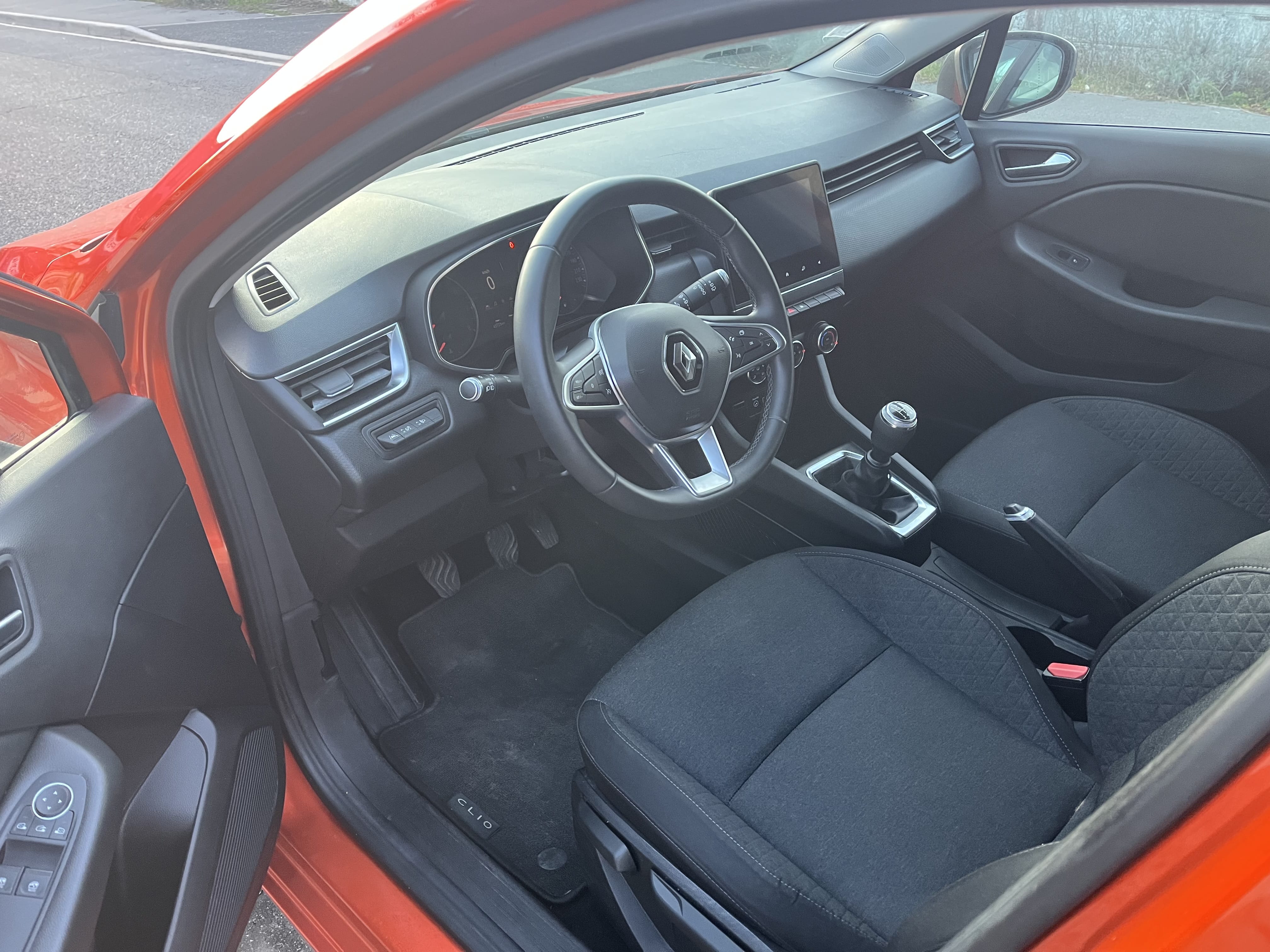 Renault Clio 1.0 avec Régulateur de vitesse