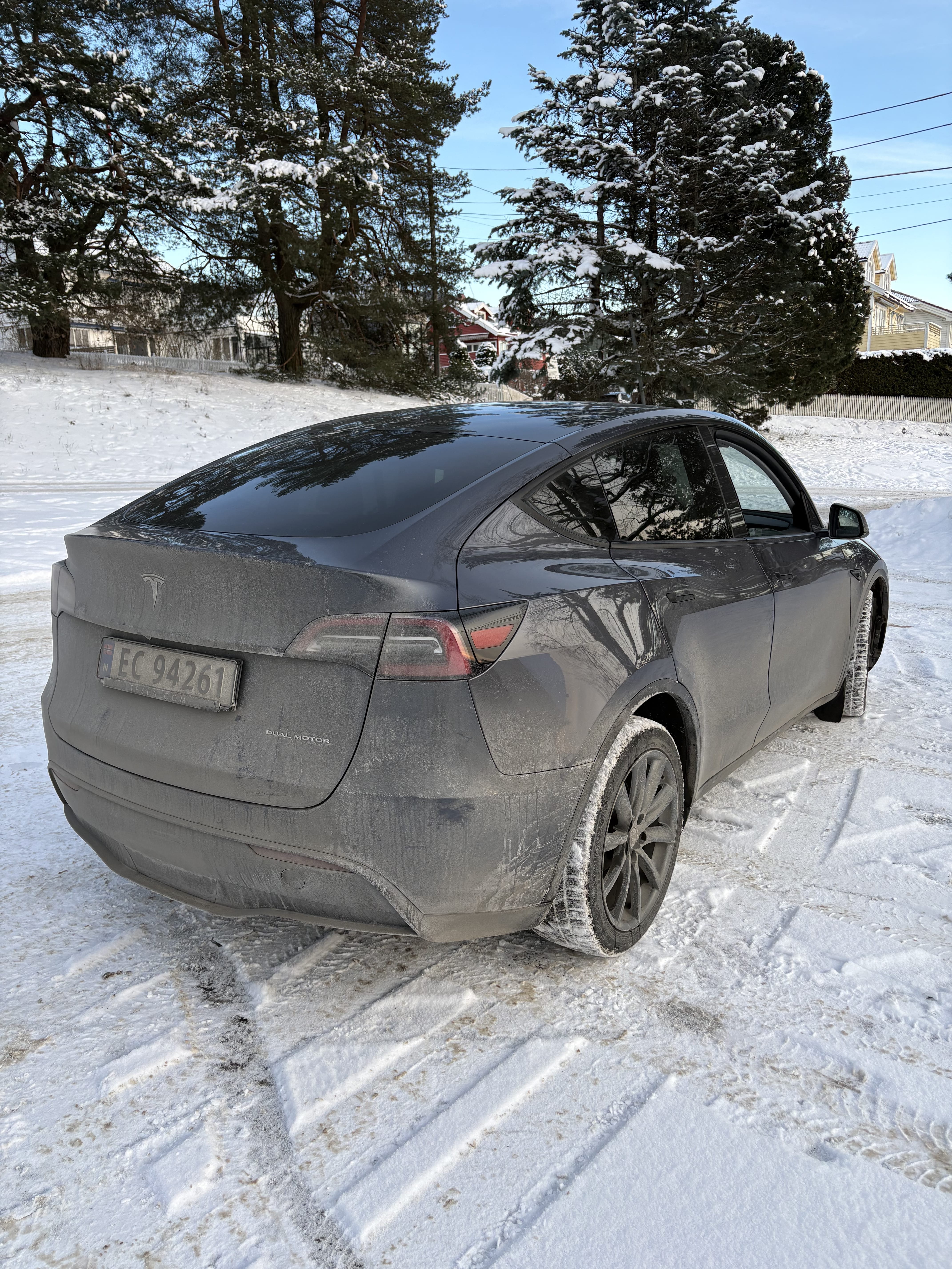 Tesla Model Y Long Range med Aircondition