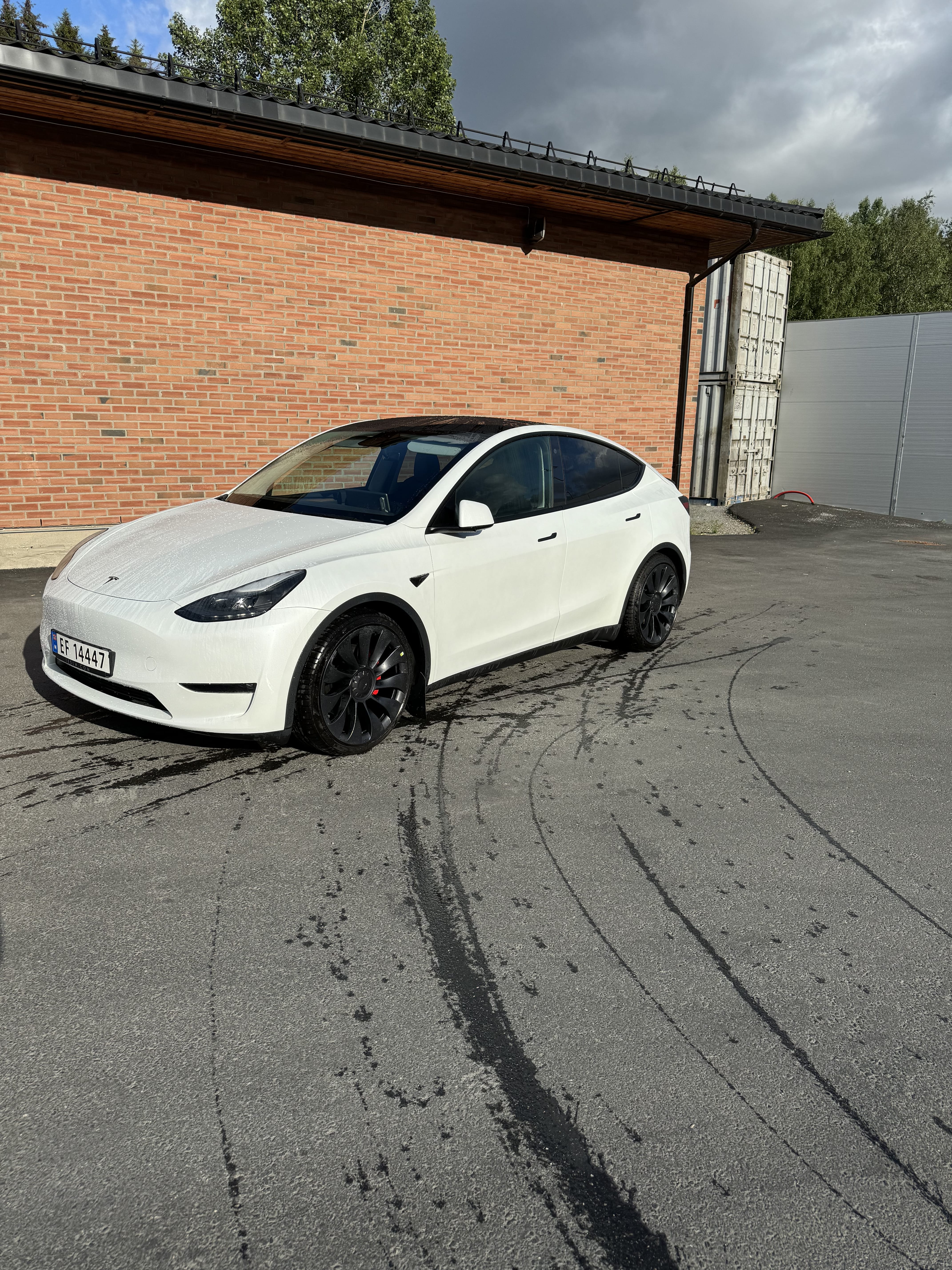 Tesla Model Y Performance, 2022, Elektrisk, automatisk