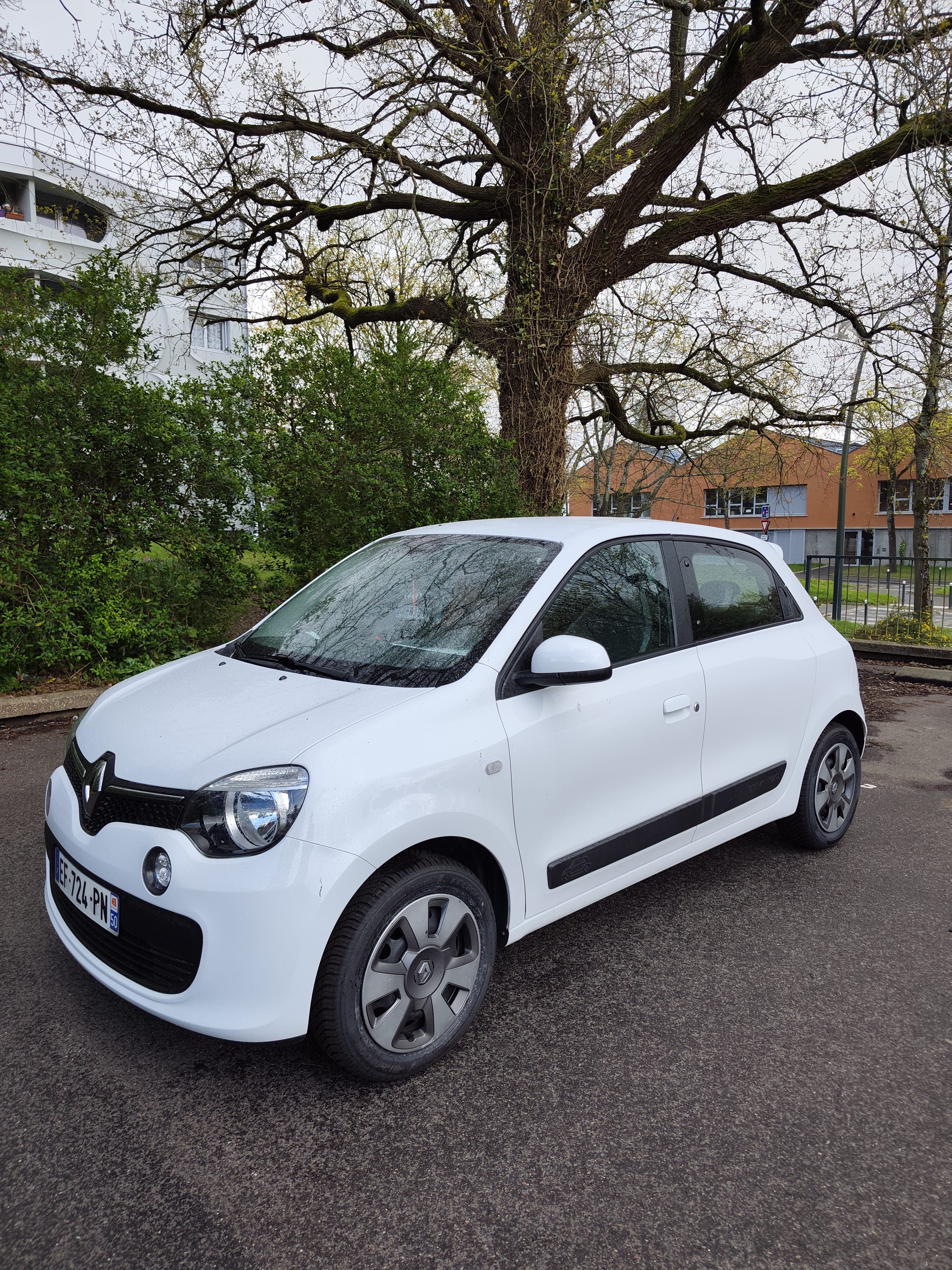 Renault Twingo III 1.0 sce