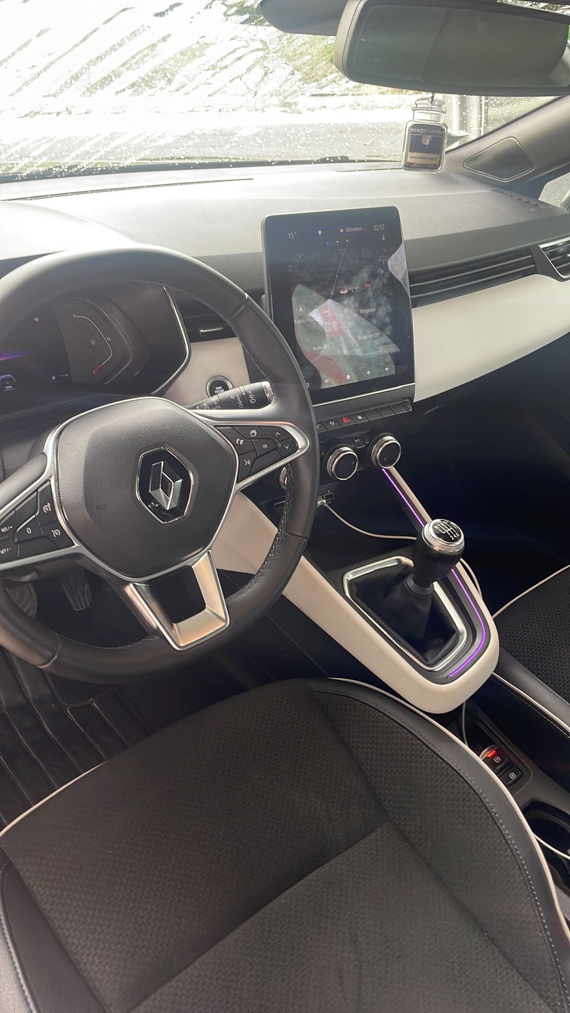 Renault Clio avec GPS