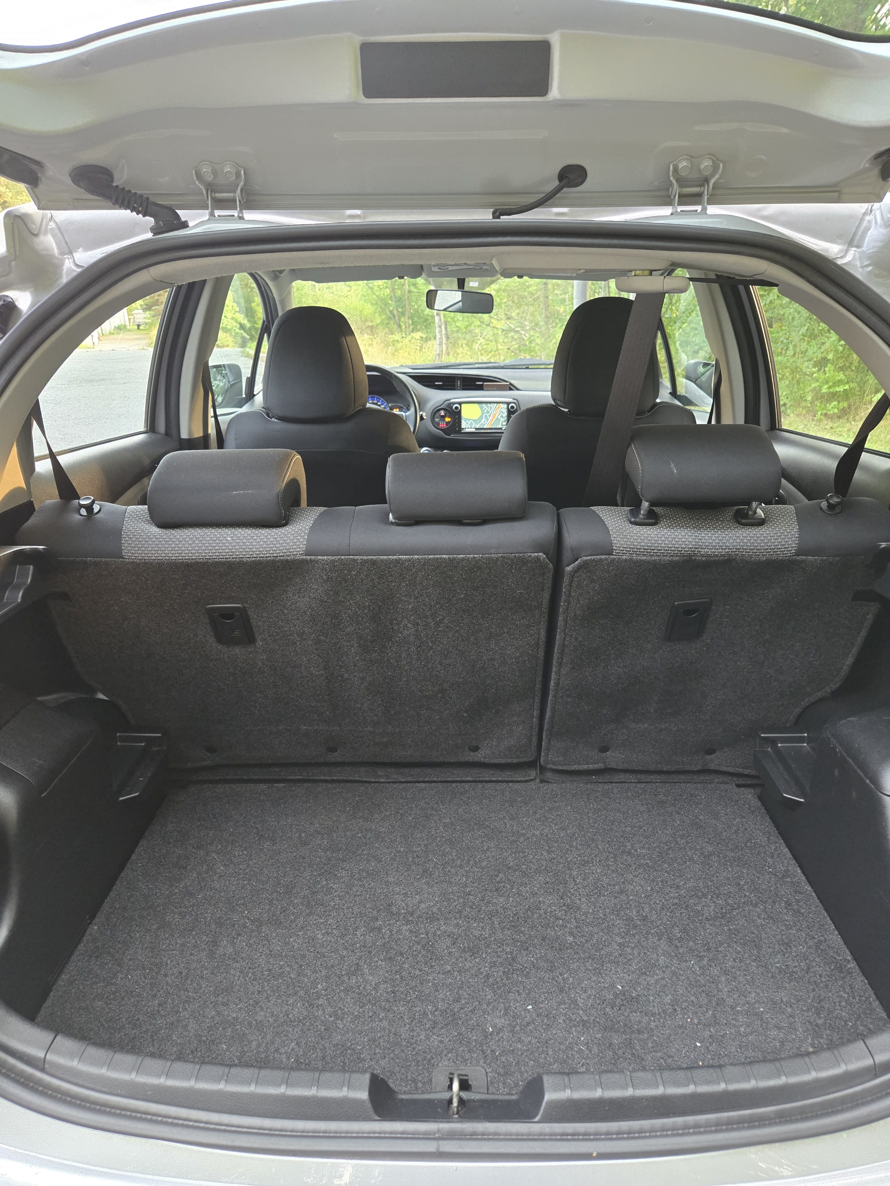 Toyota Yaris Hybrid 1,5 Automat, Bensin/Hybrid, inkl Beboerkort parkering