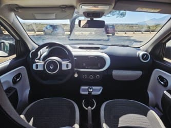 Renault Twingo III with Baby seat