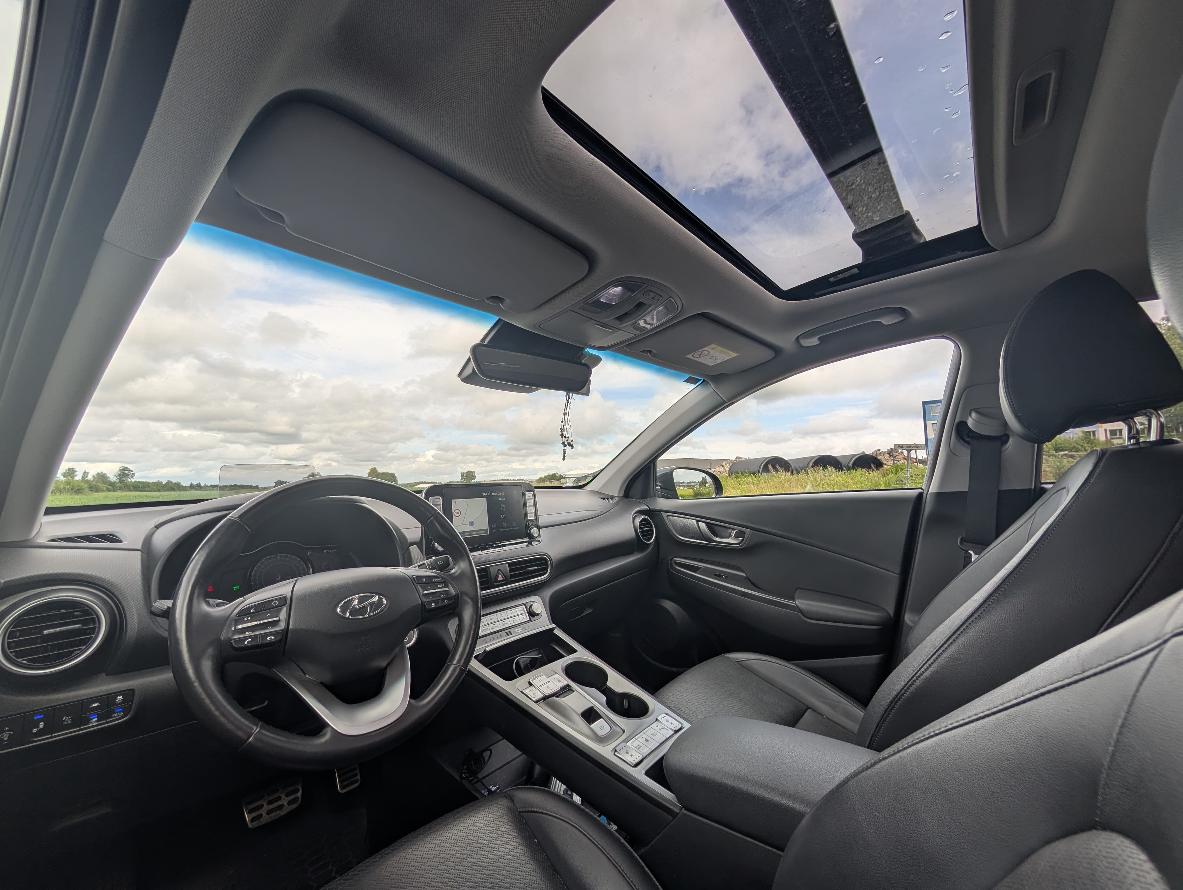 Hyundai Kona Electric LR med Dashcam