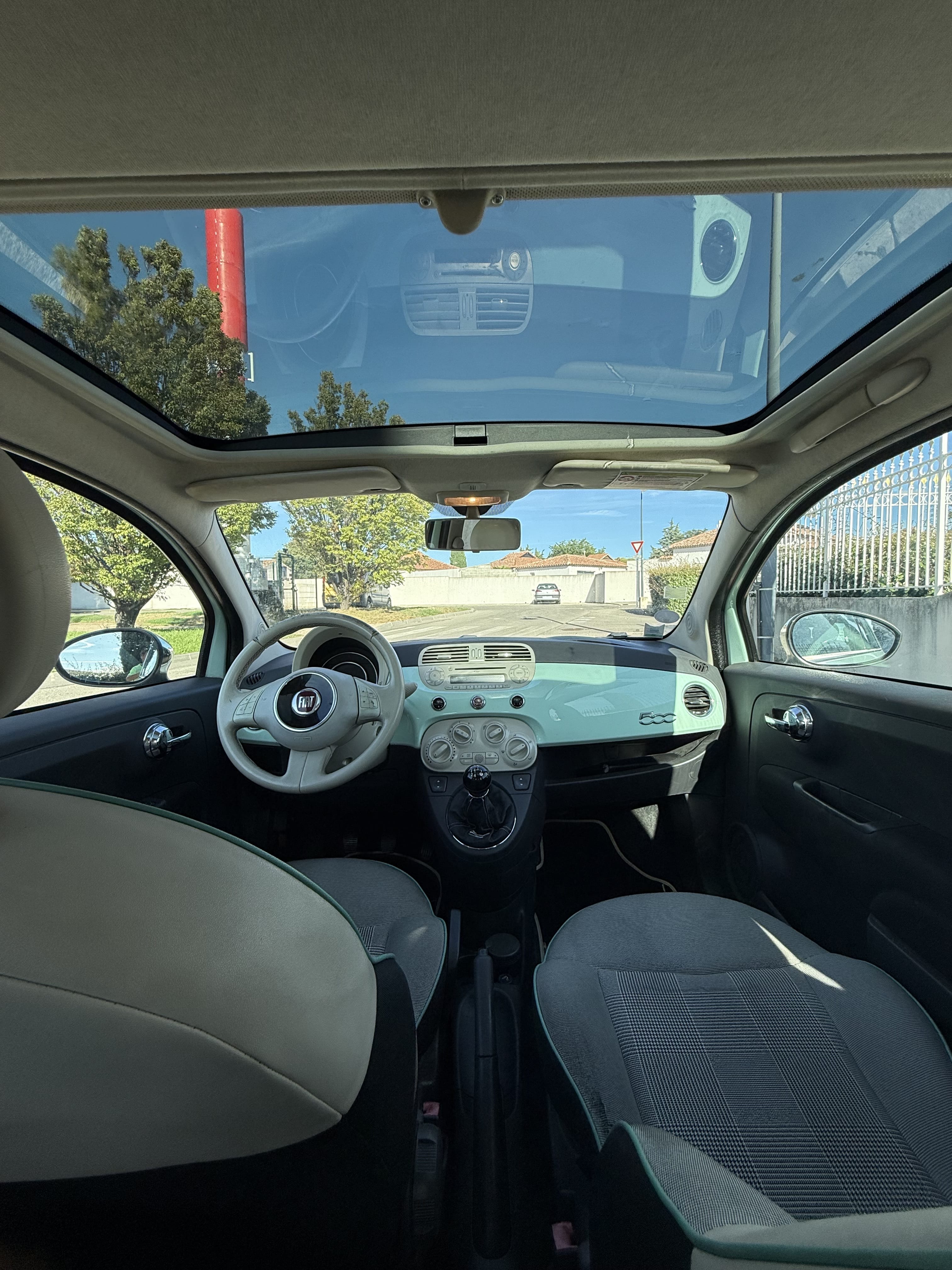 Fiat 500 with Bluetooth audio