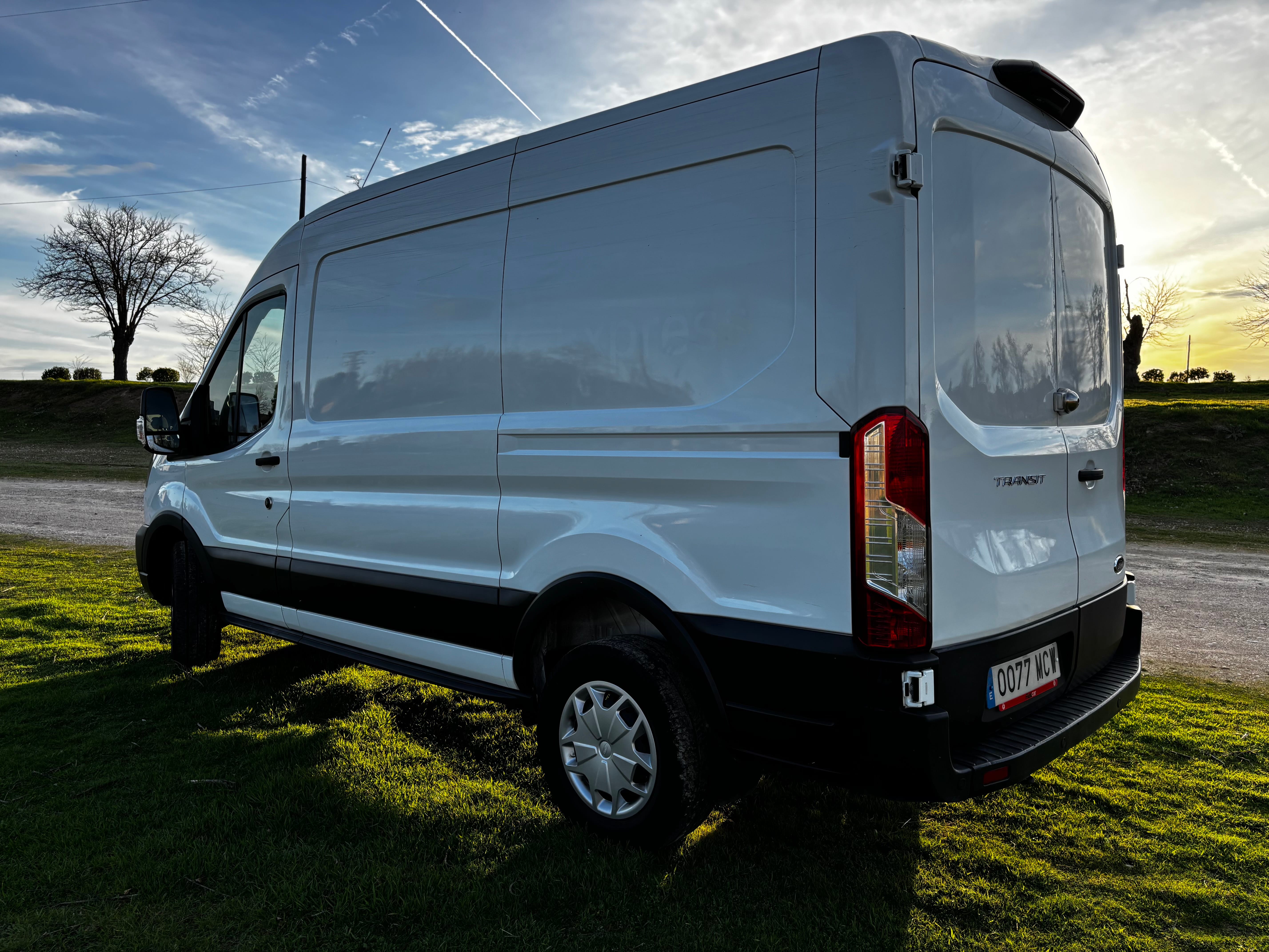 Ford Transit 350