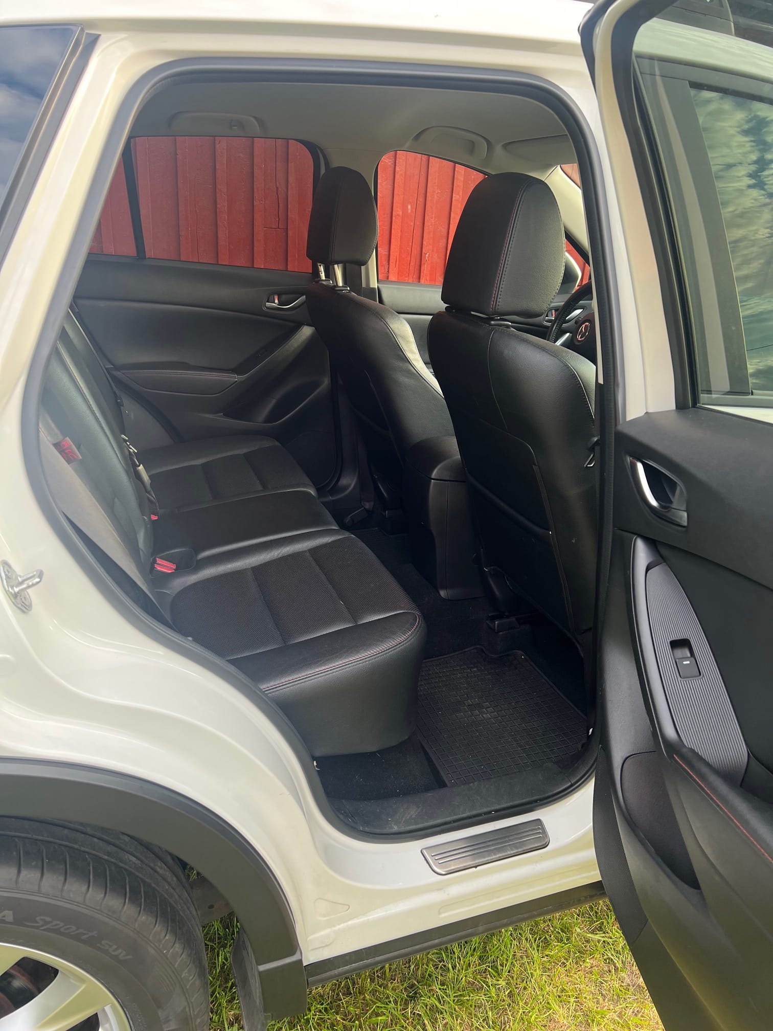 Mazda CX-5 med Lydinngang