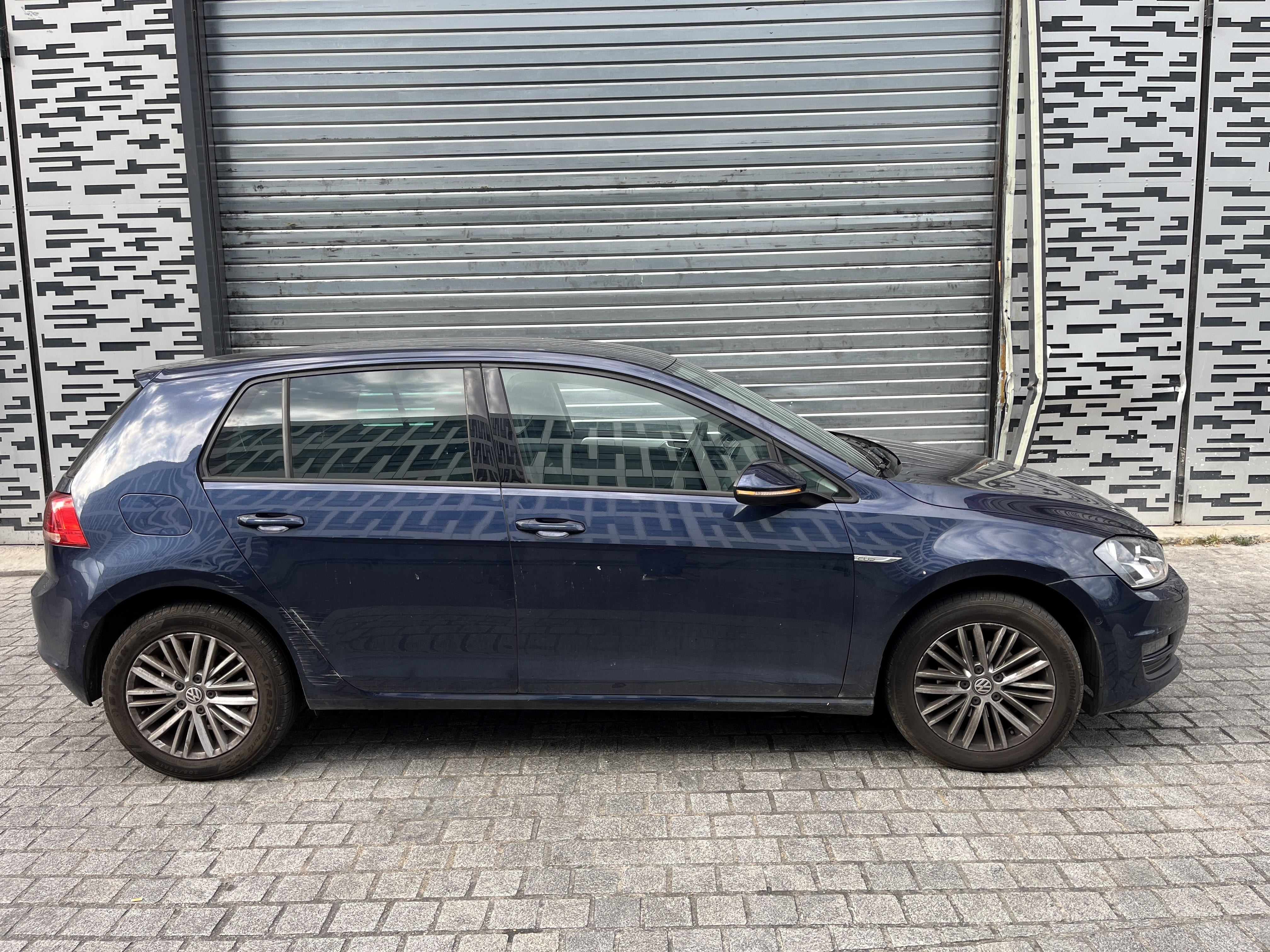 Volkswagen Golf avec Climatisation