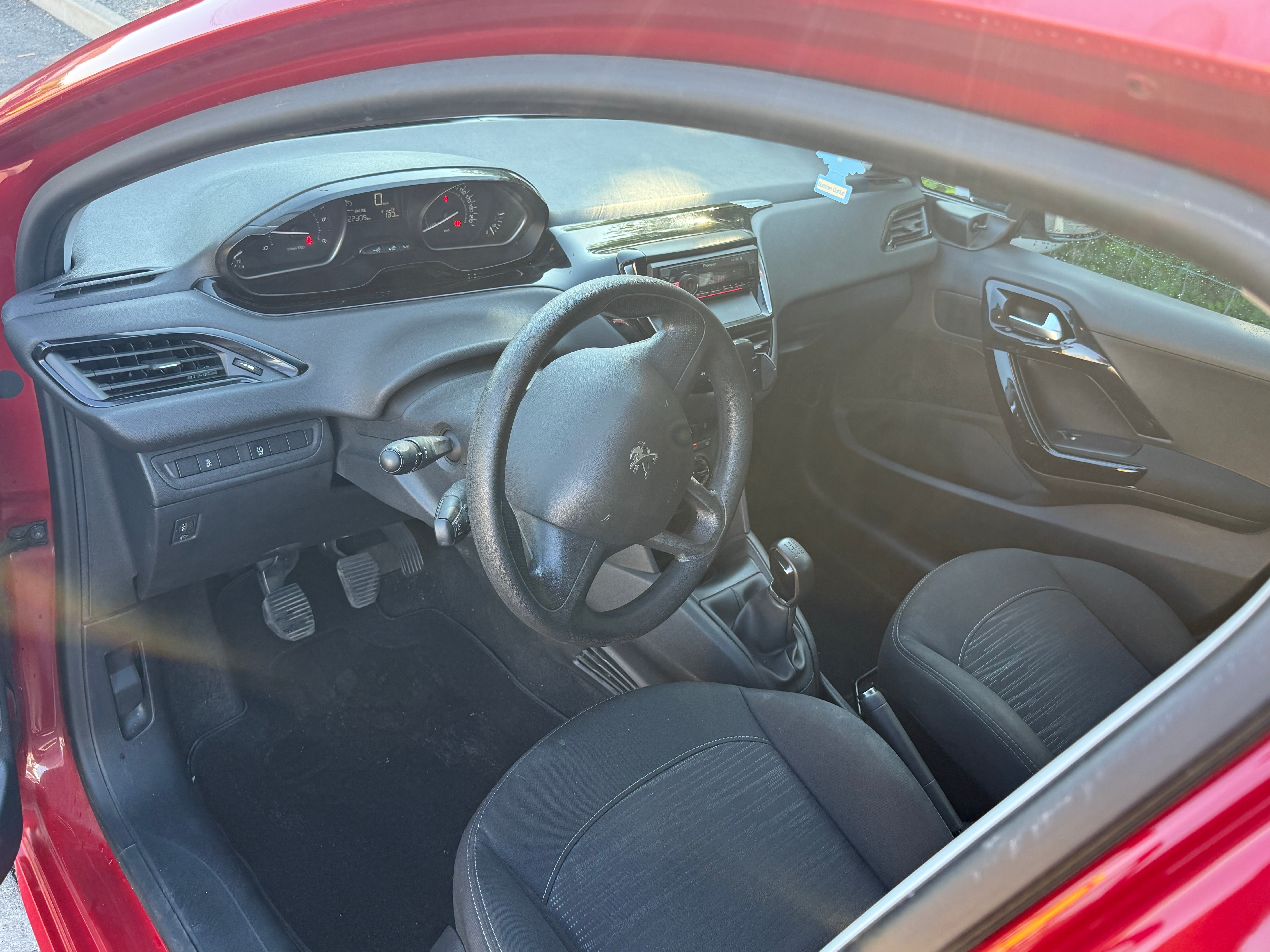 Peugeot 208 avec Régulateur de vitesse