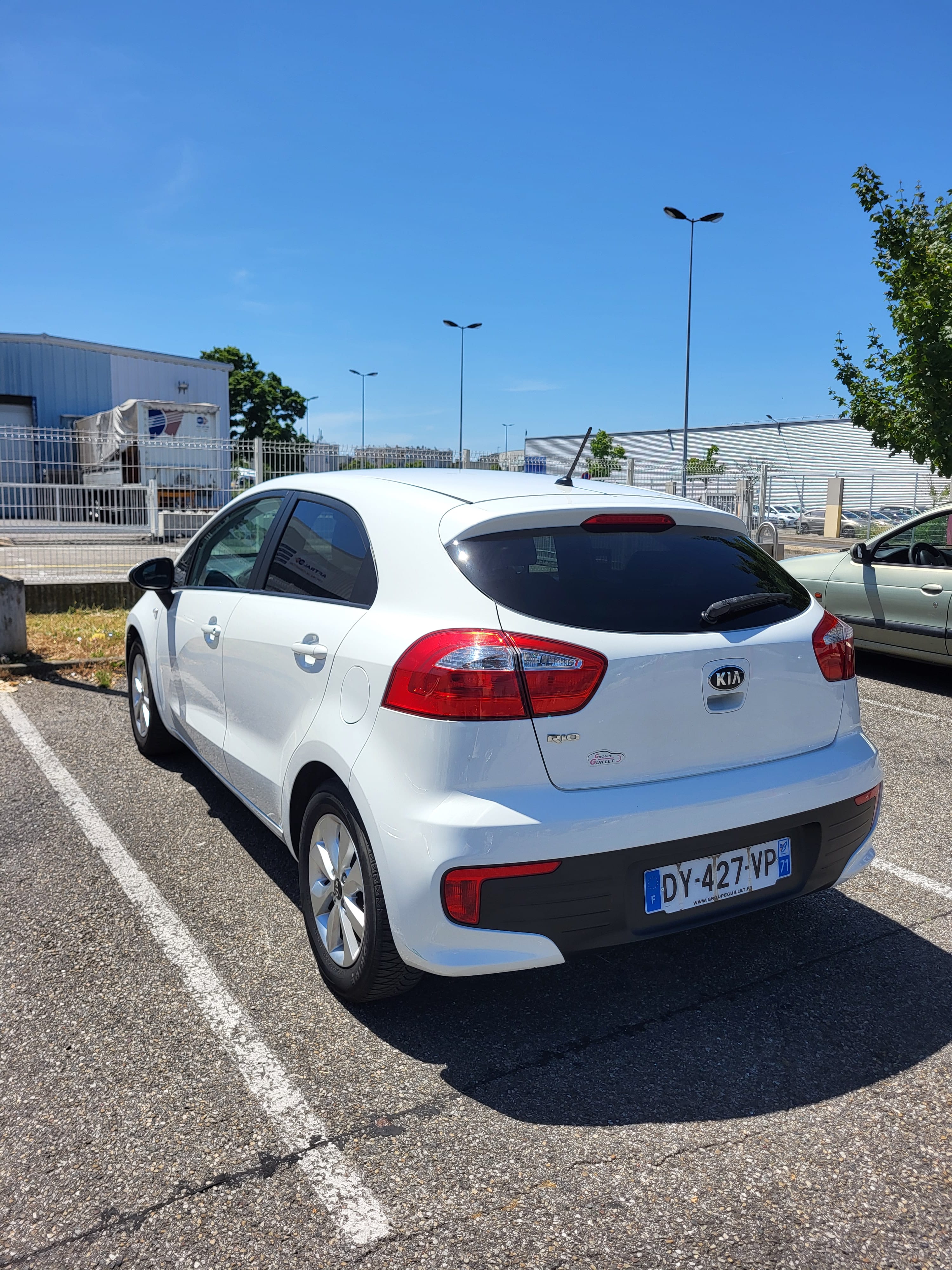 Kia Rio avec Régulateur de vitesse