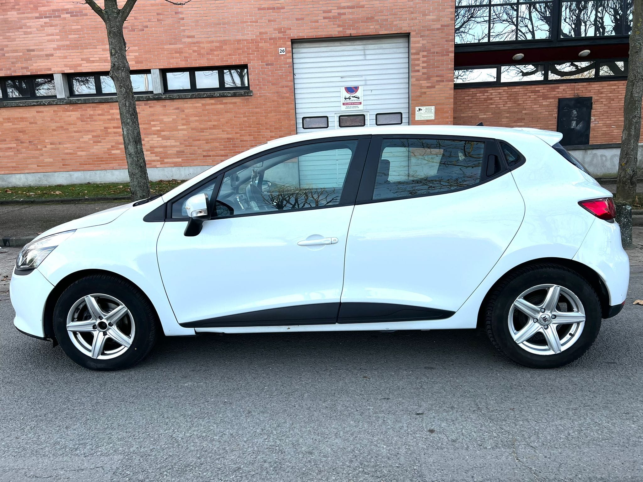 Renault Clio avec Climatisation