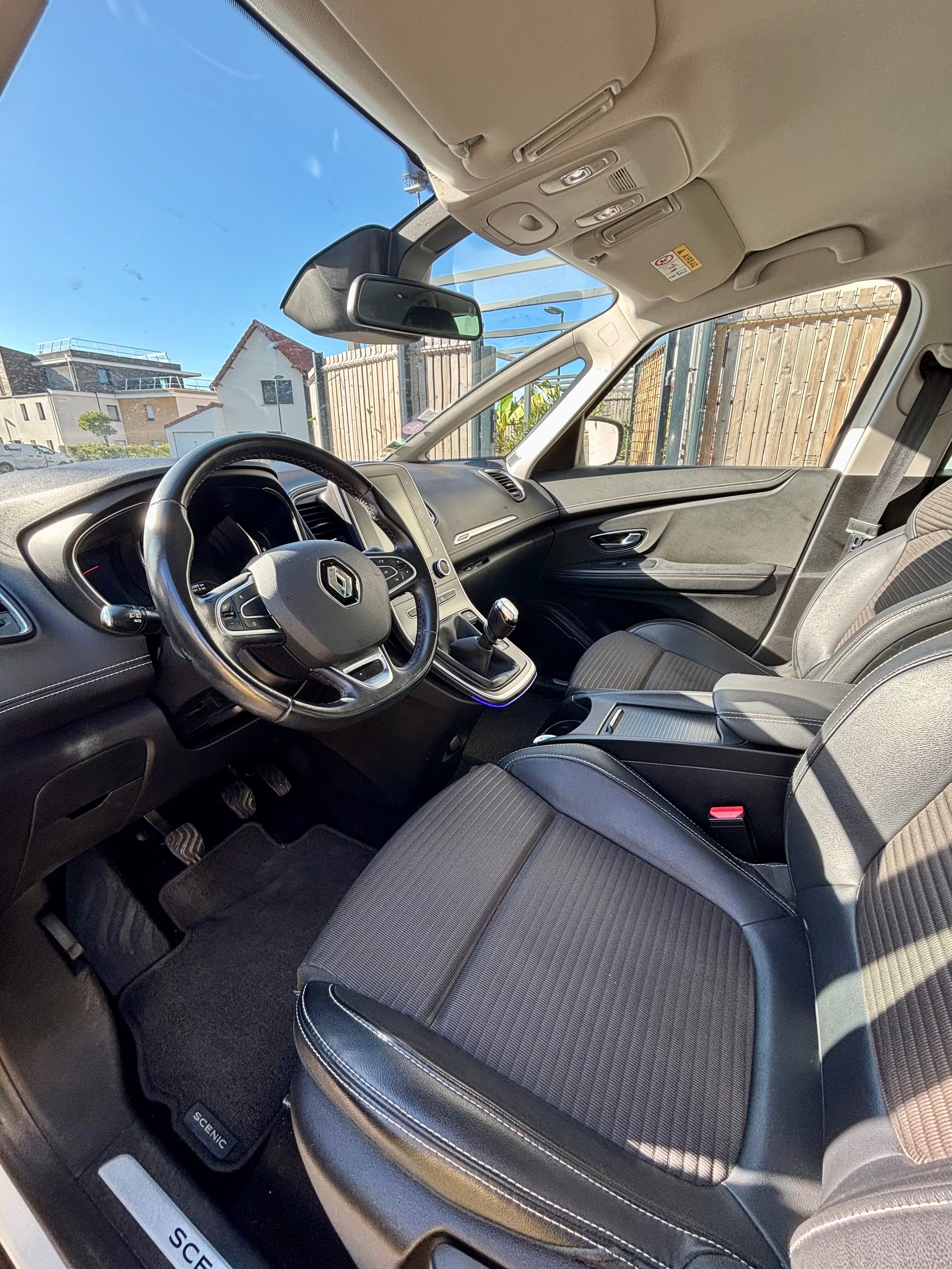 Renault Scenic avec Caméra de recul