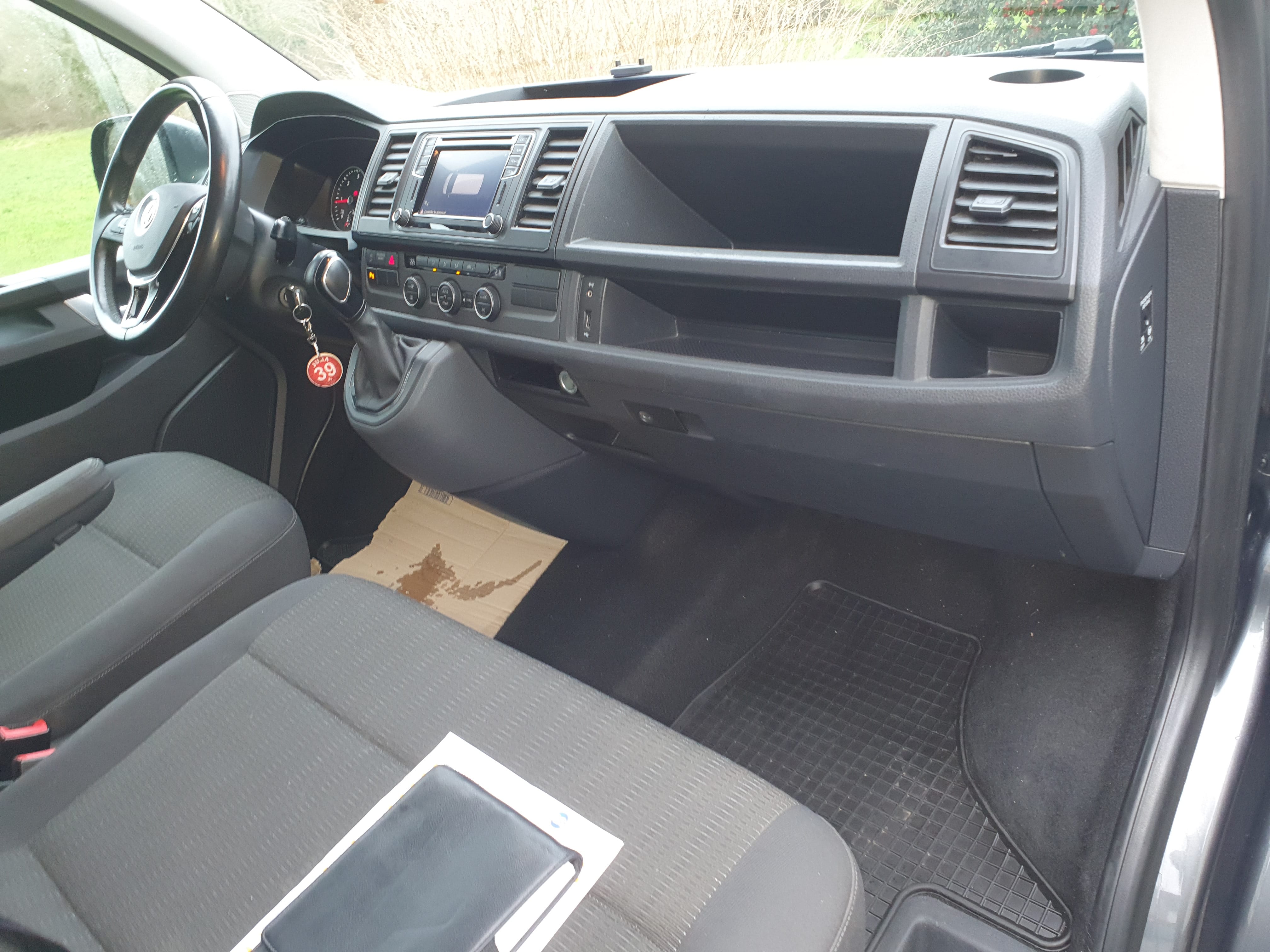Volkswagen Transporter Combi 2.0 tdi 150 dsg avec Pneus neige