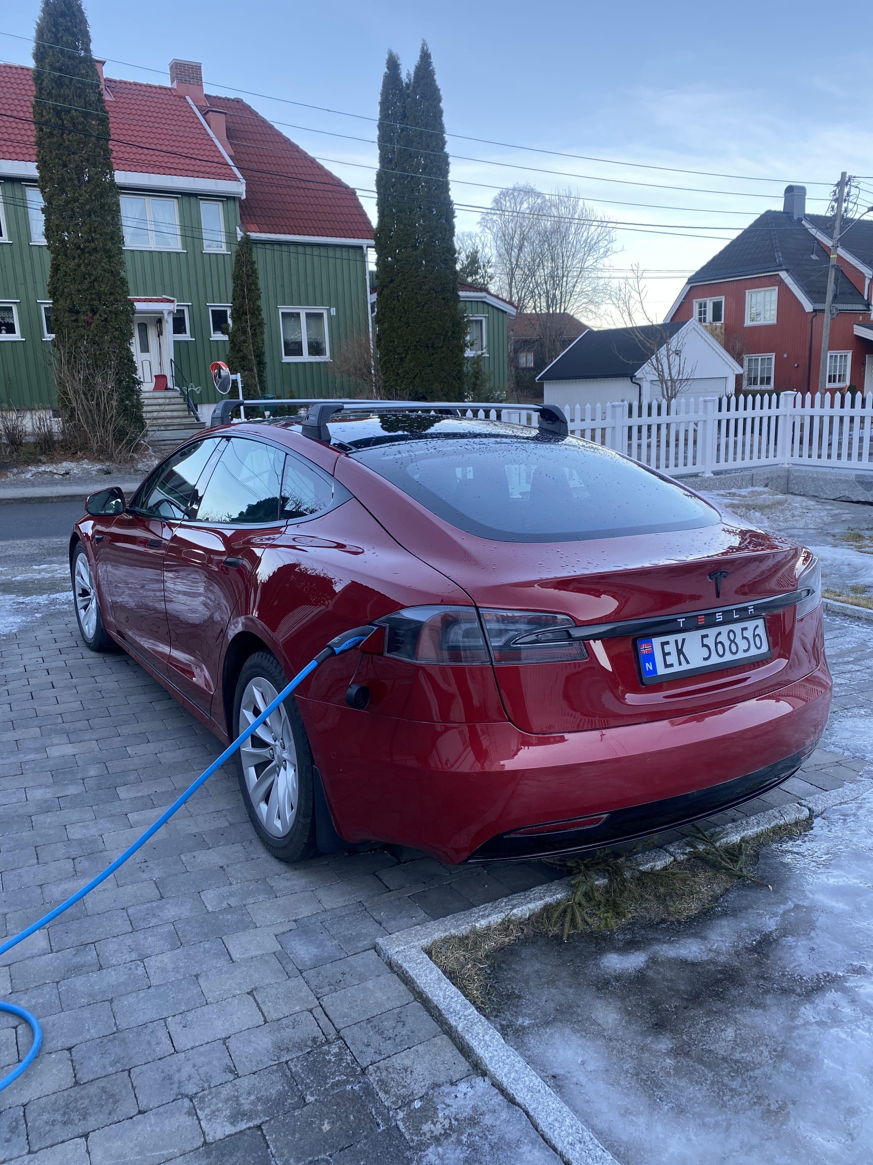 Tesla Model S with GPS