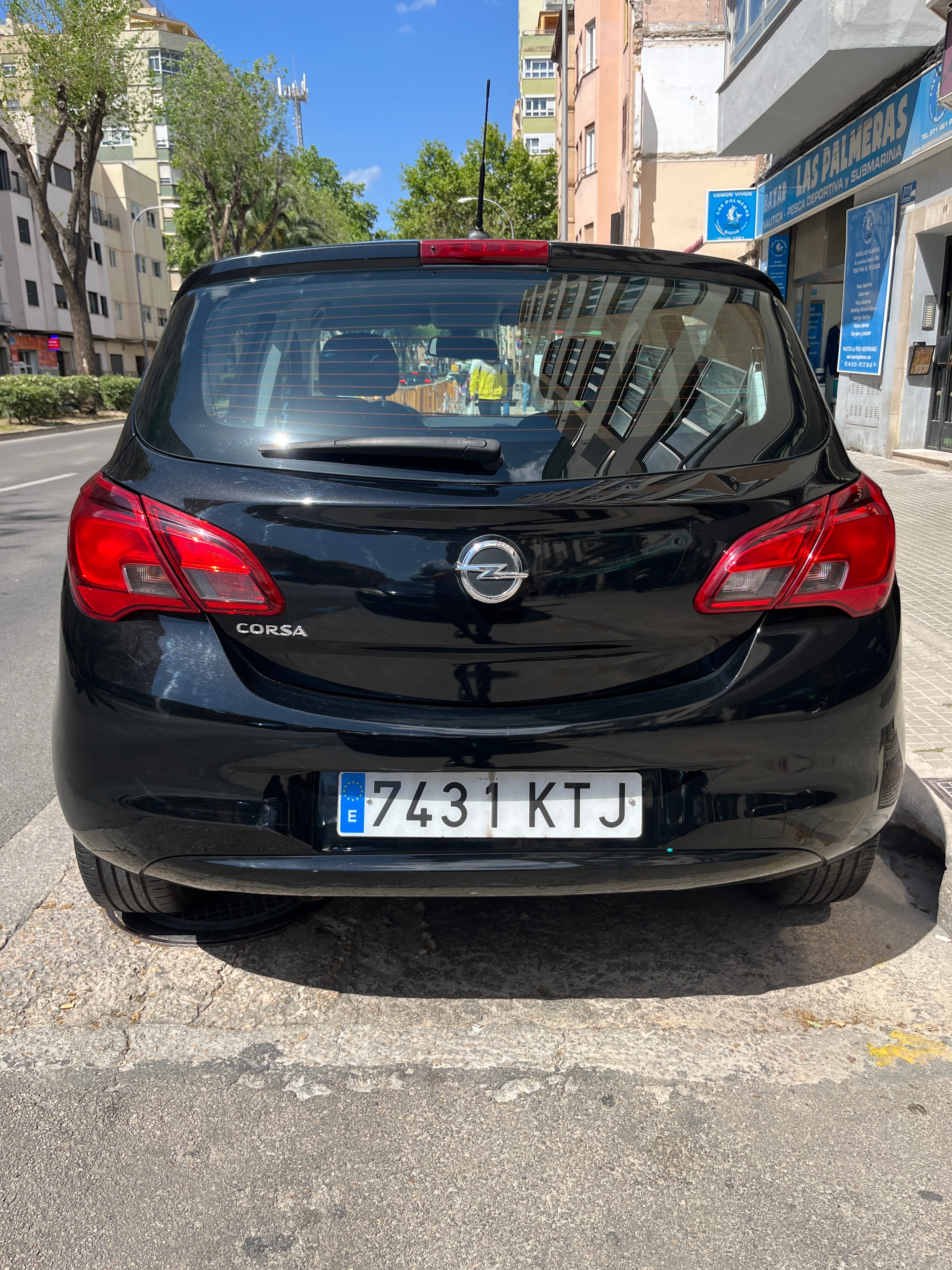 Opel Corsa con Entrada de Audio/iPod