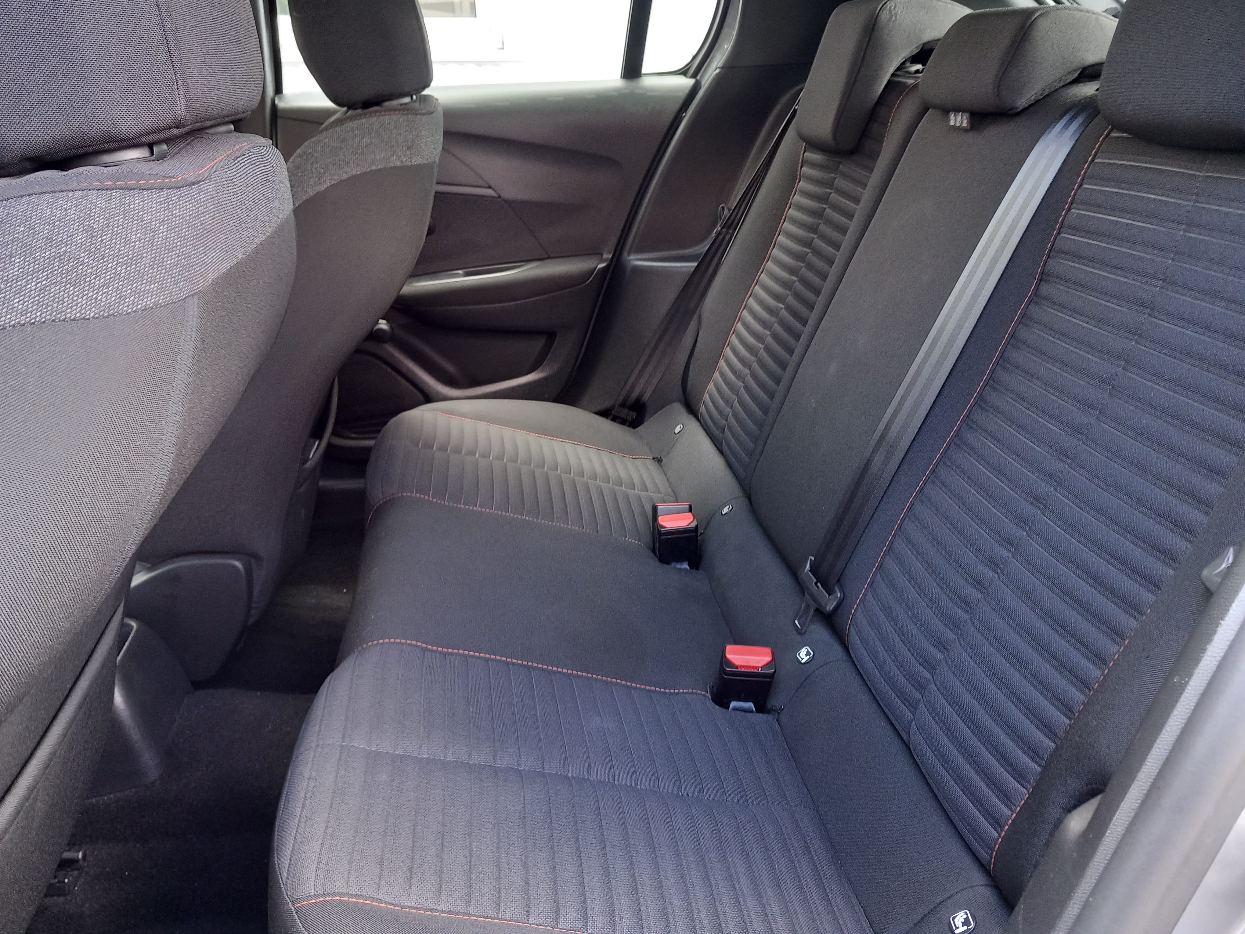 Peugeot 208 avec Android Auto