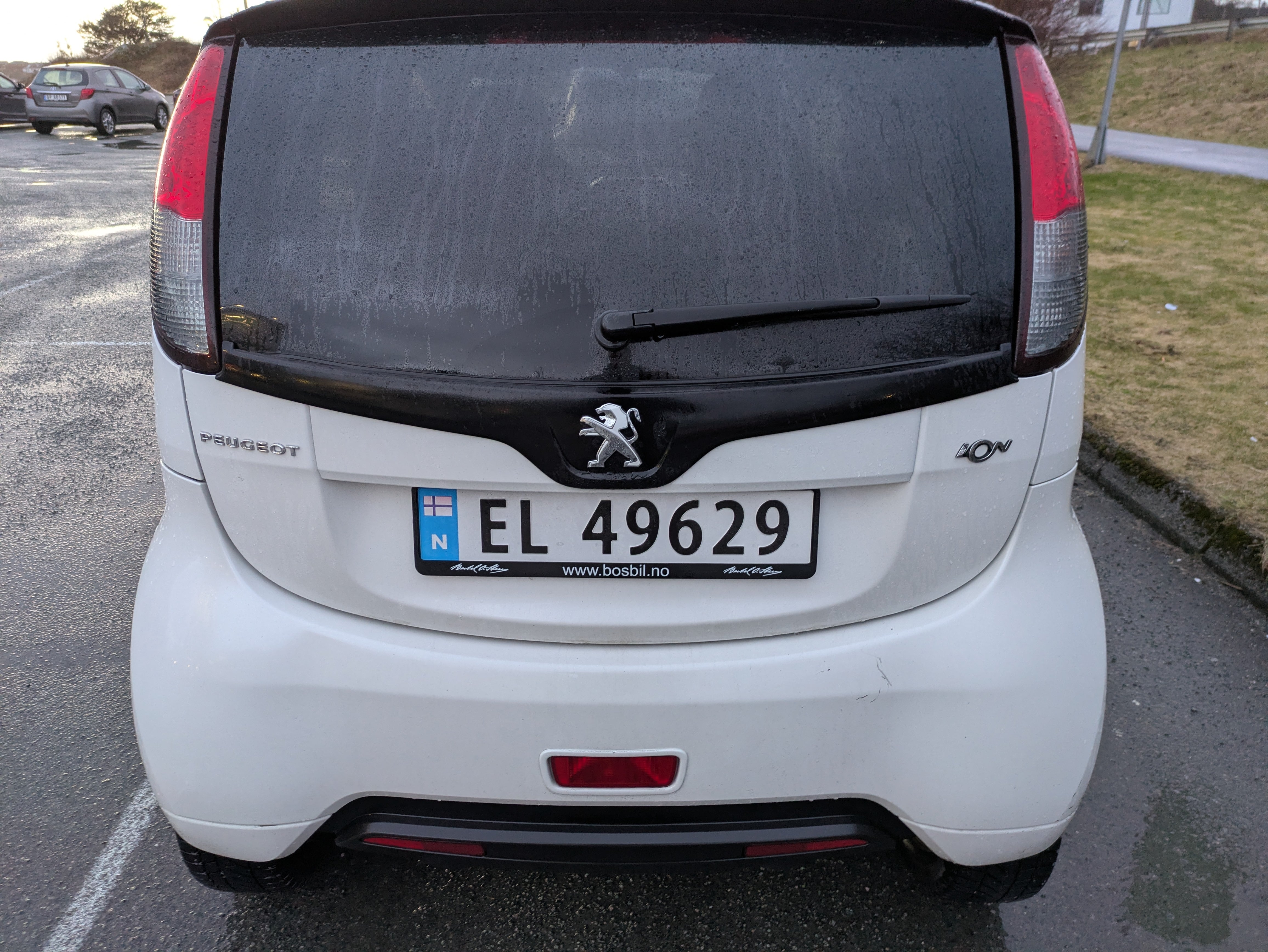 Peugeot iOn med Bluetooth audio