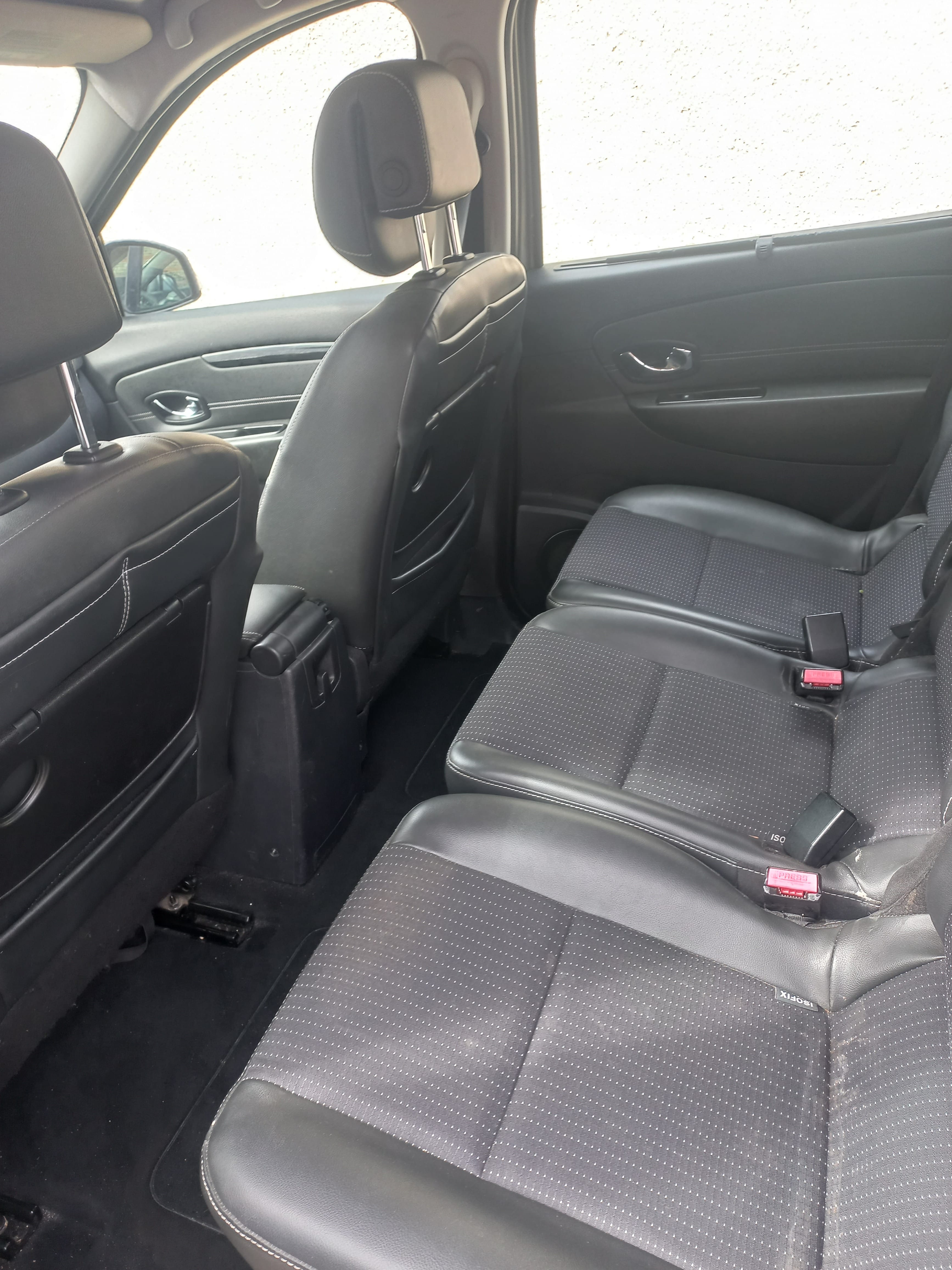 Renault Scenic 1.5 DCI 110 CV dynamique with Cruise control