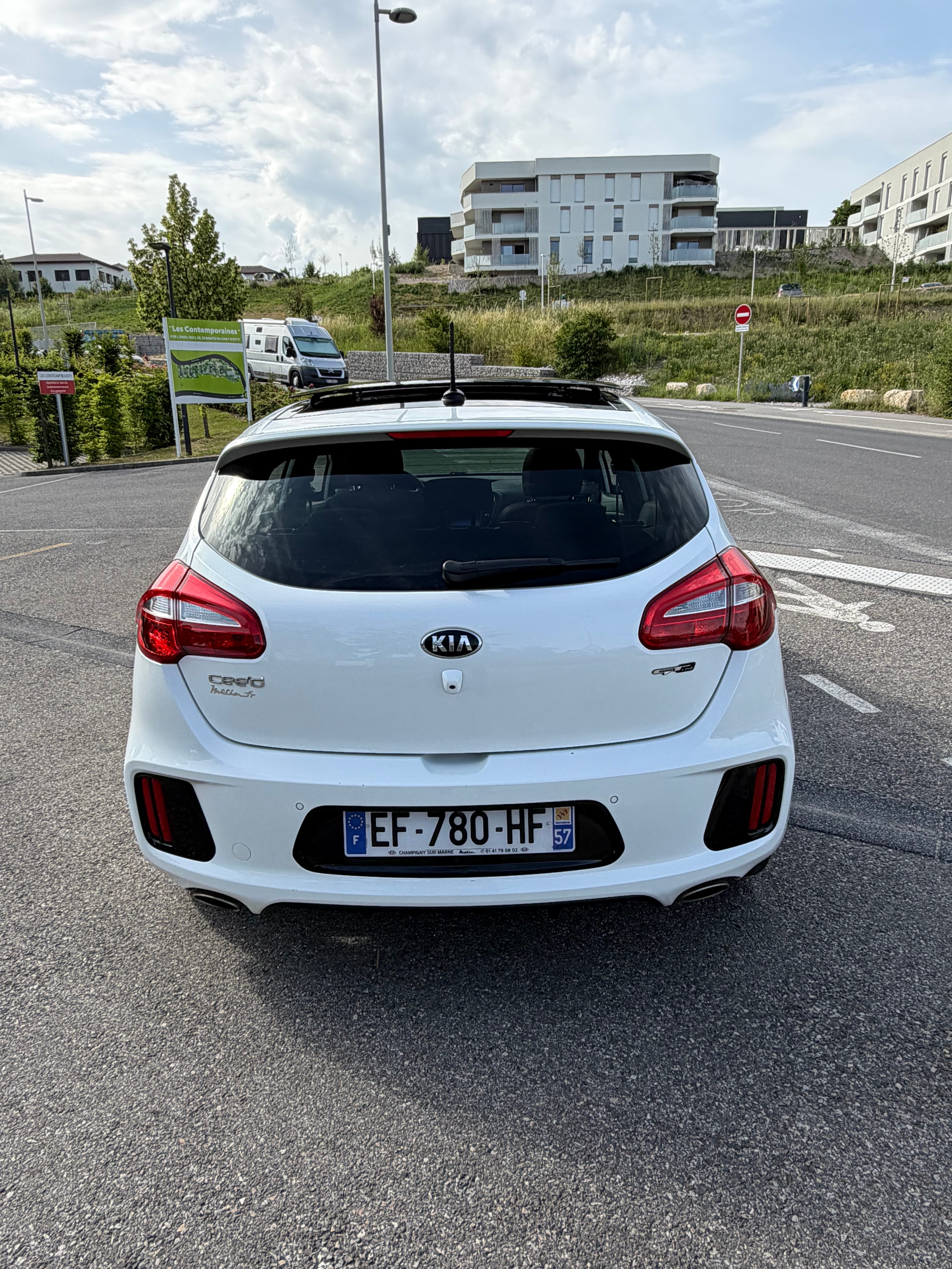 Kia Cee'd avec Caméra de recul