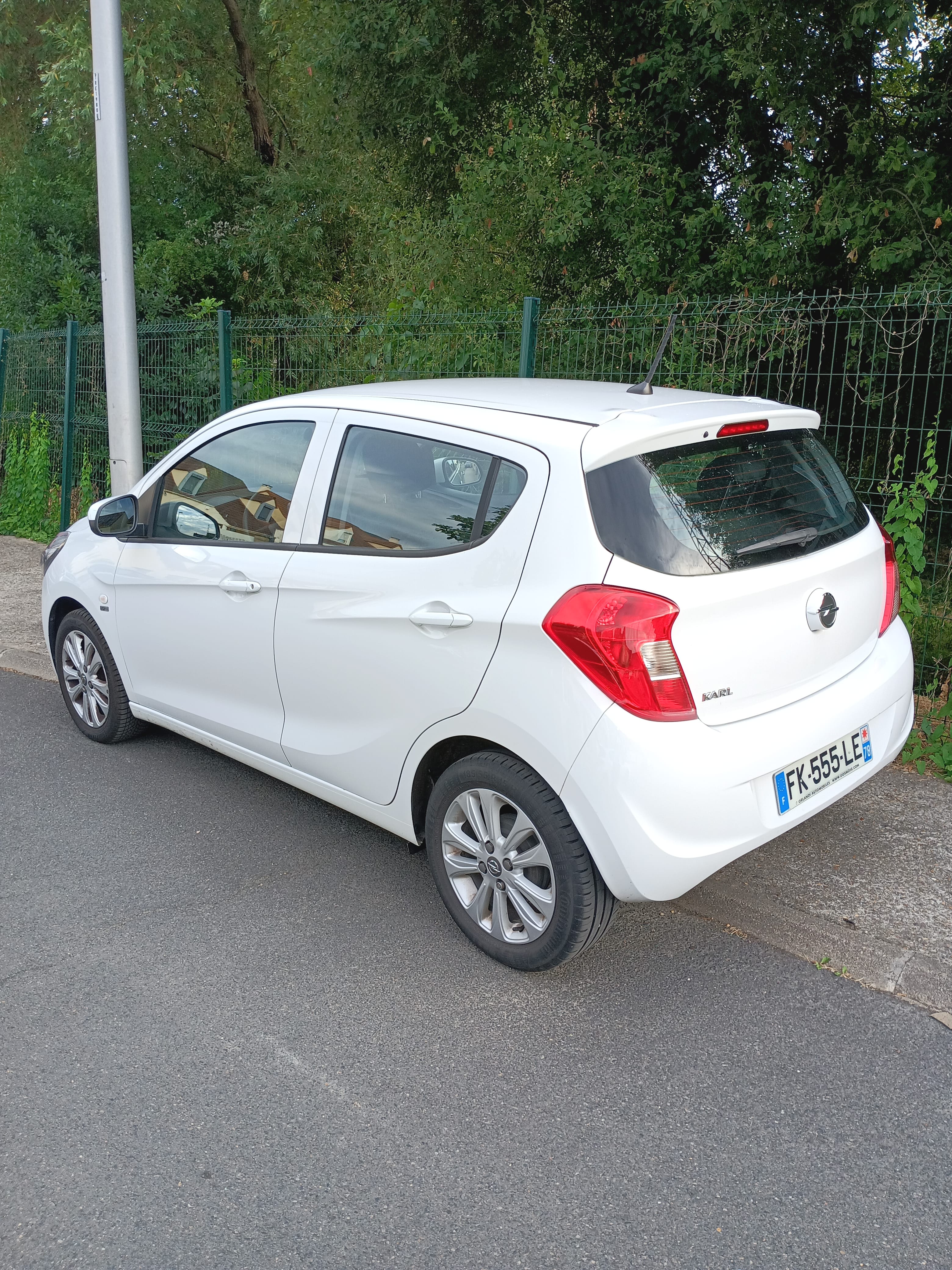 Opel Karl avec GPS