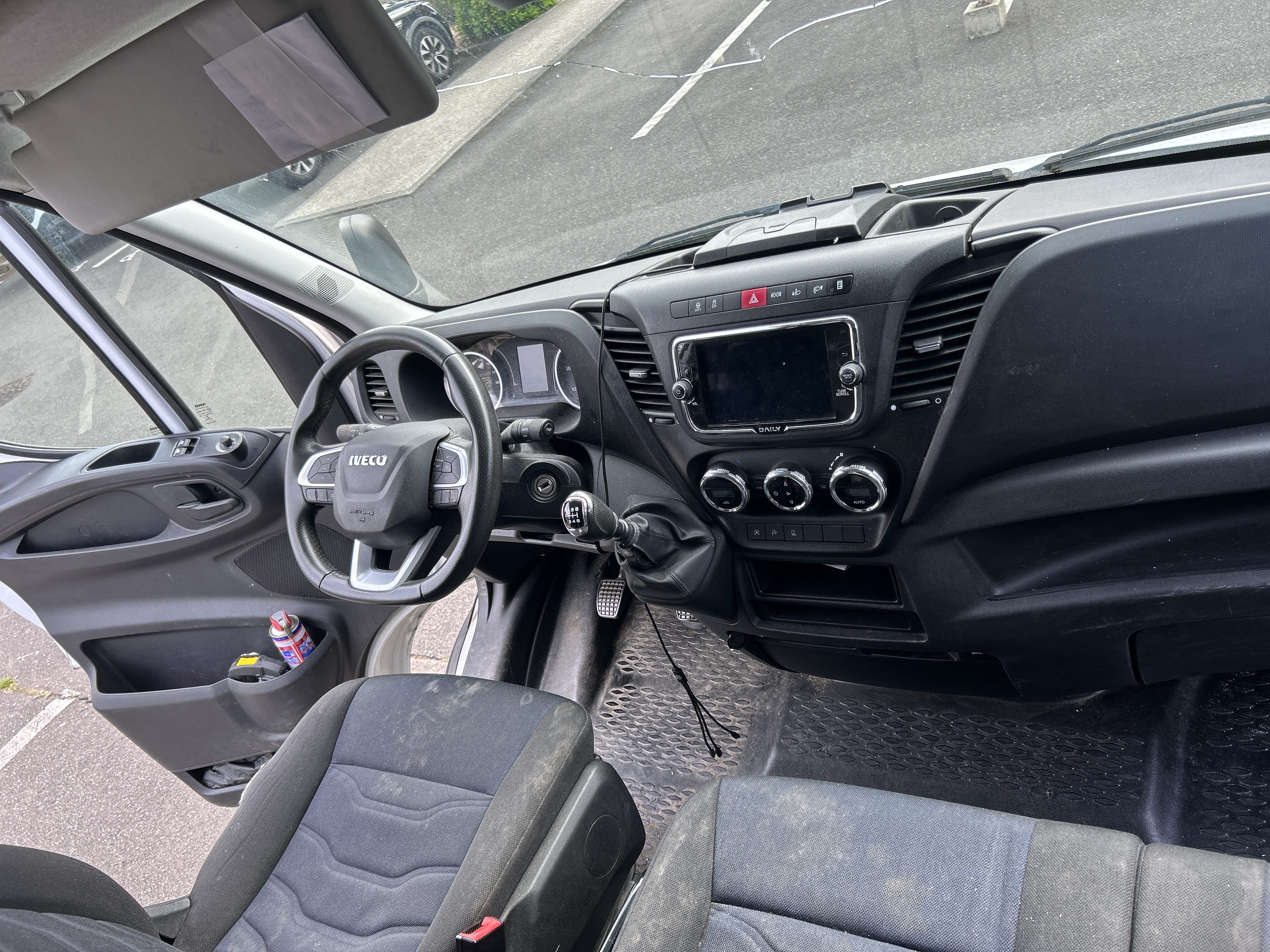 Iveco Daily Fourgon avec Caméra de recul