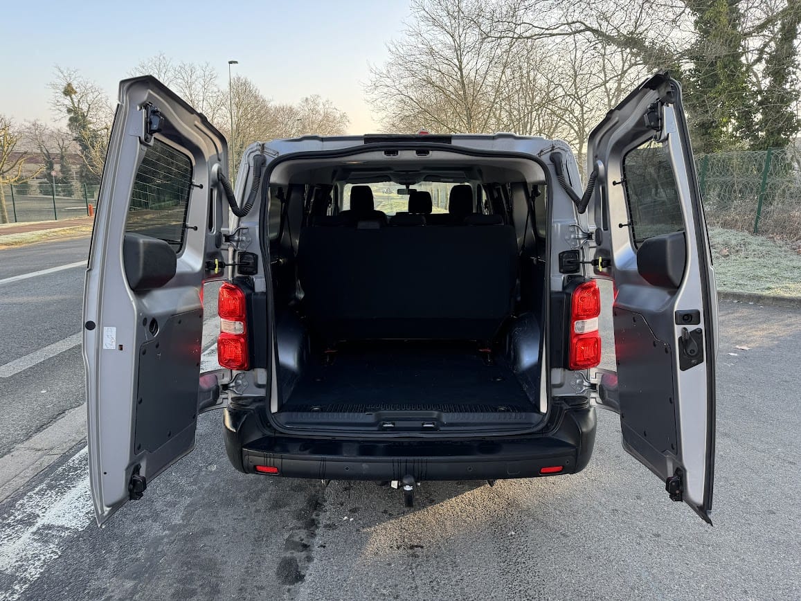 Toyota Proace Combi avec Entrée audio / iPod