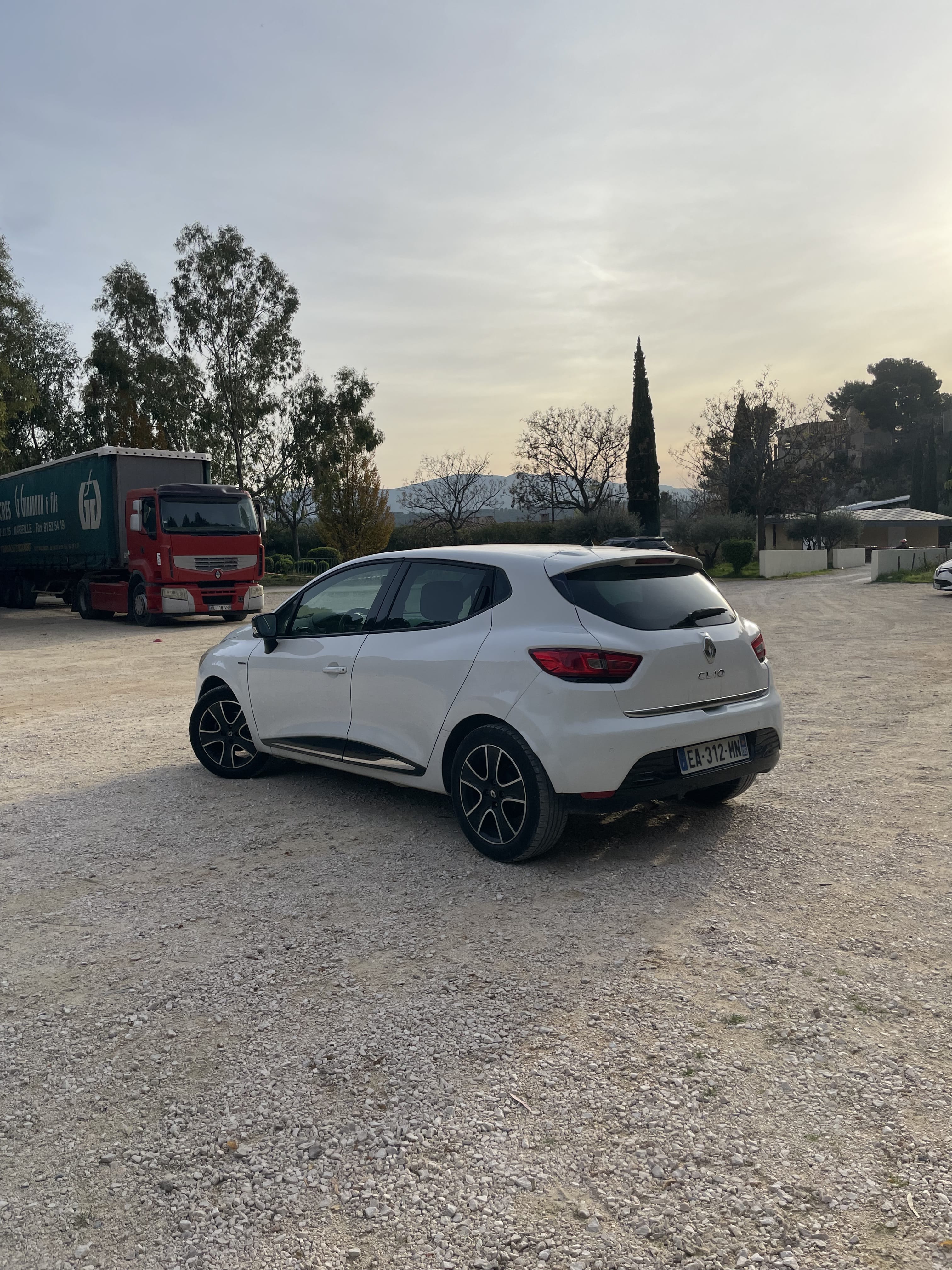 Renault Clio avec Régulateur de vitesse
