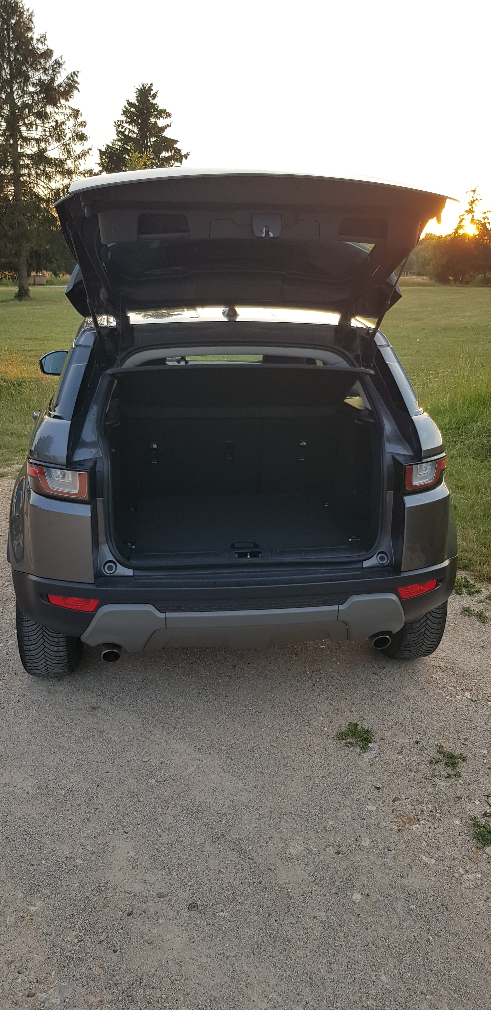 Land-Rover Range Rover Evoque MARK IV TD4 150 Chx BVA PURE avec Apple CarPlay