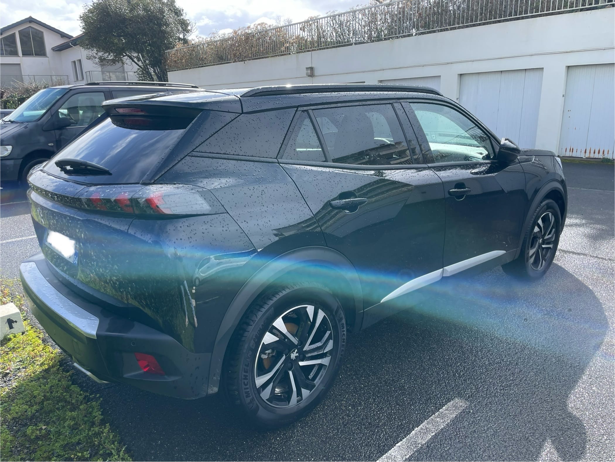 Peugeot 2008 mit Navigationsgerät