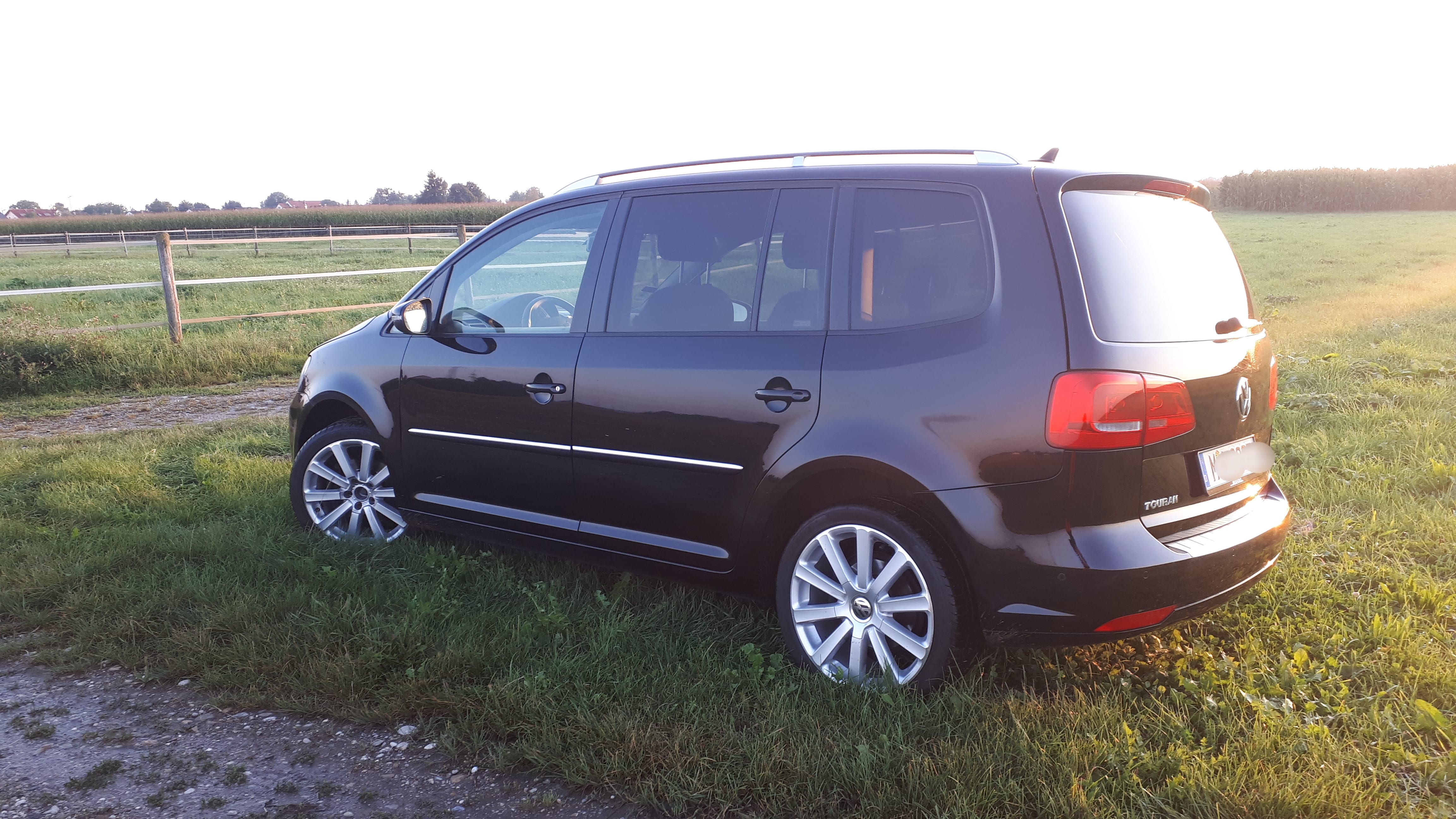 Volkswagen Touran 2.0 TDI 7 Sitzer Highline mit Klimaanlage