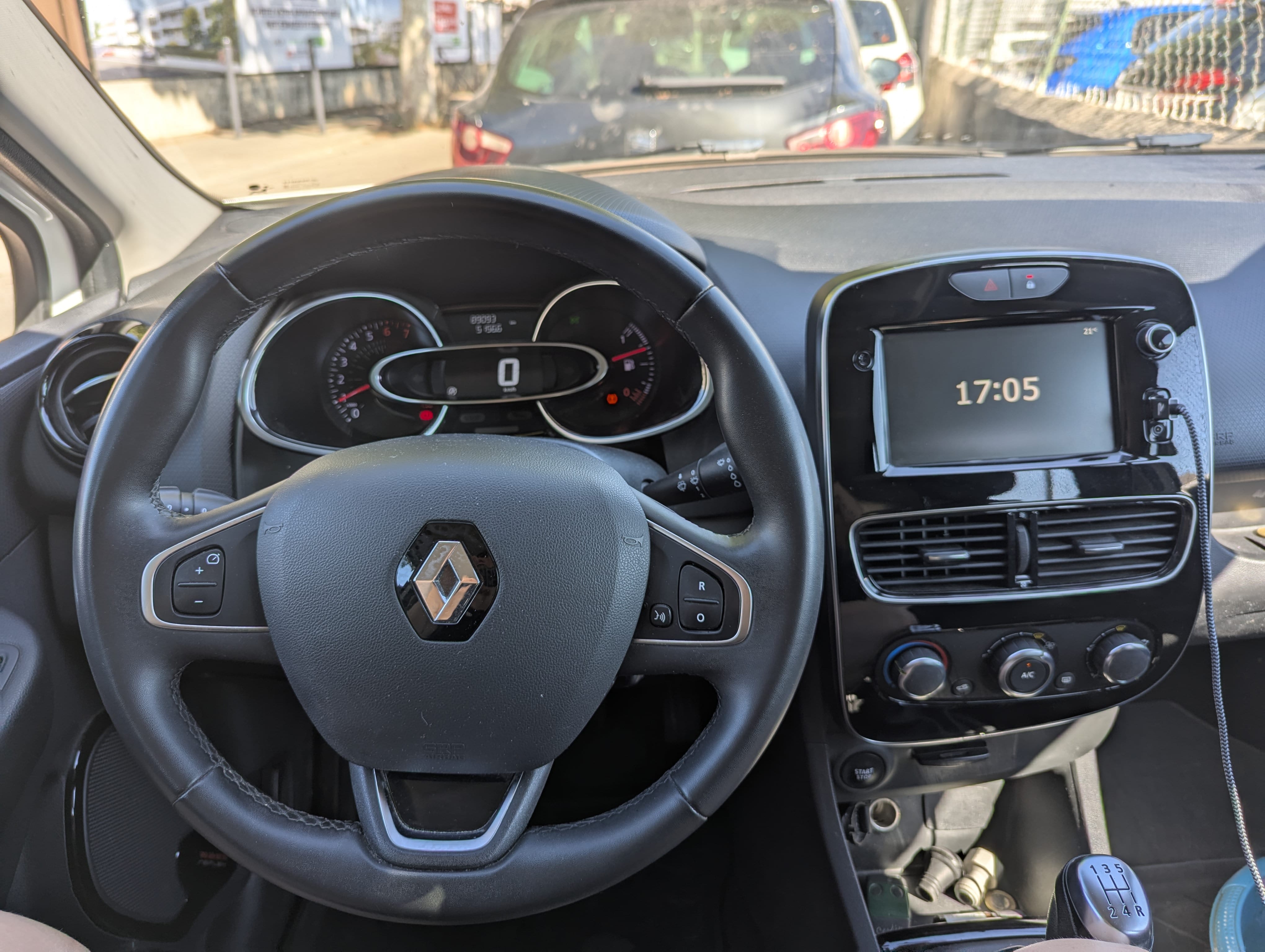 Renault Clio avec Régulateur de vitesse