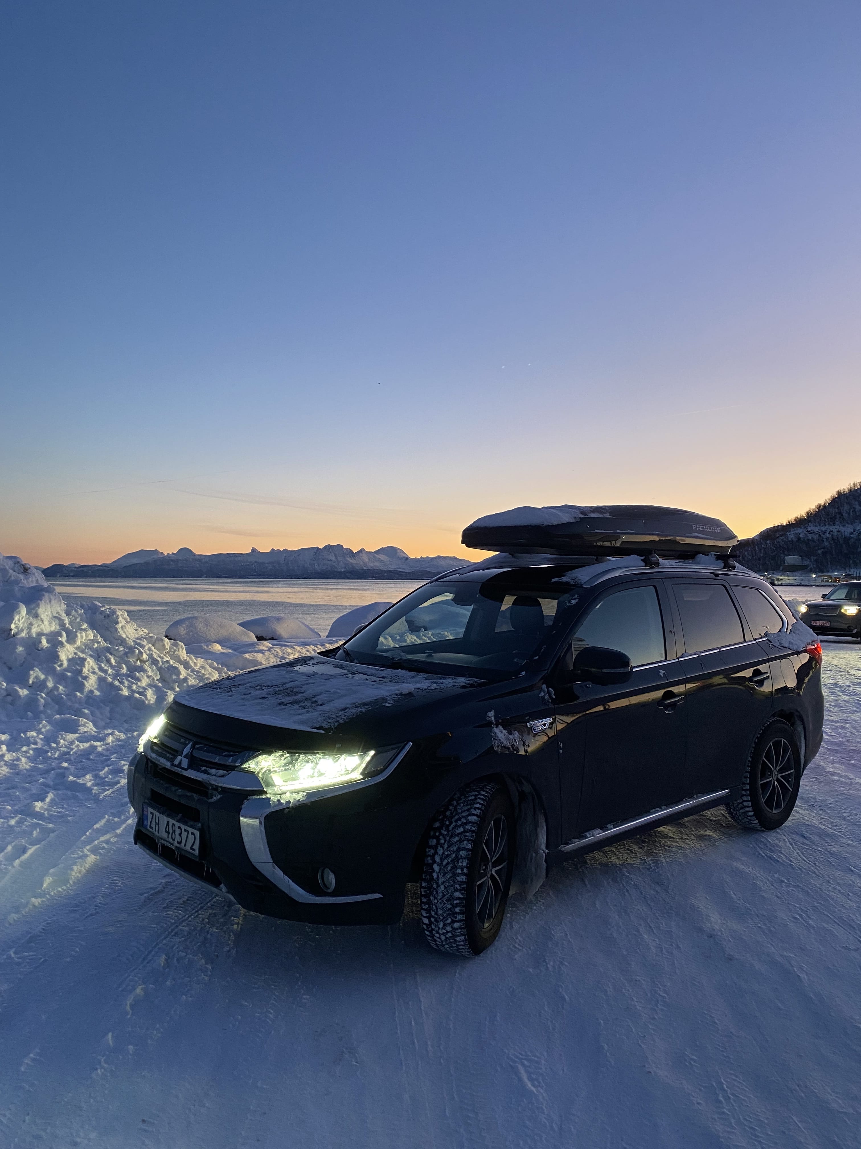 Mitsubishi Outlander PHEV Hybrid, 2016, Blyfri 95, automatisk